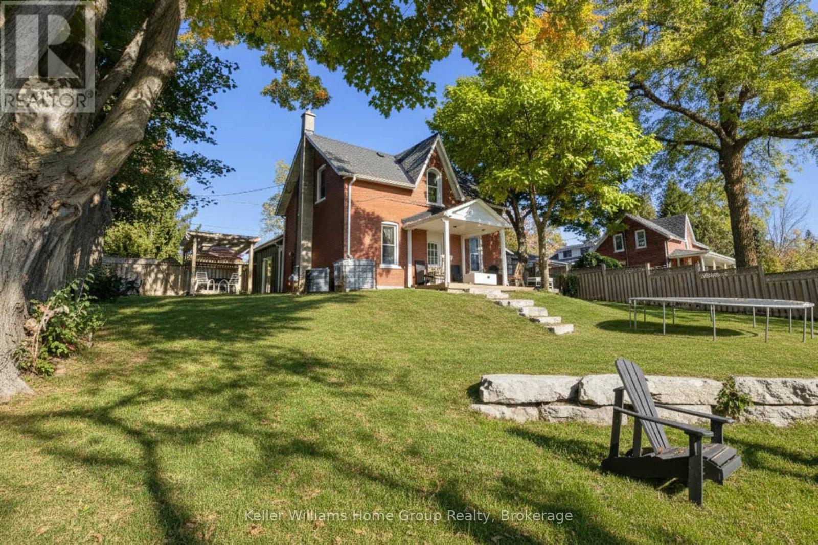 484 St Patrick Street E, Centre Wellington, Ontario N1M 1M9 - Photo 10 - X12637434