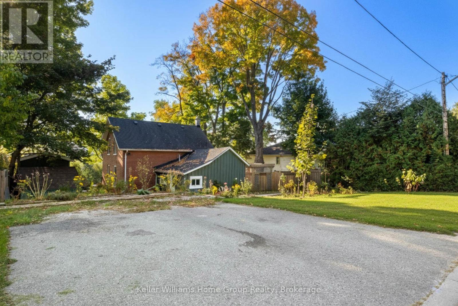 484 St Patrick Street E, Centre Wellington, Ontario N1M 1M9 - Photo 15 - X12637434