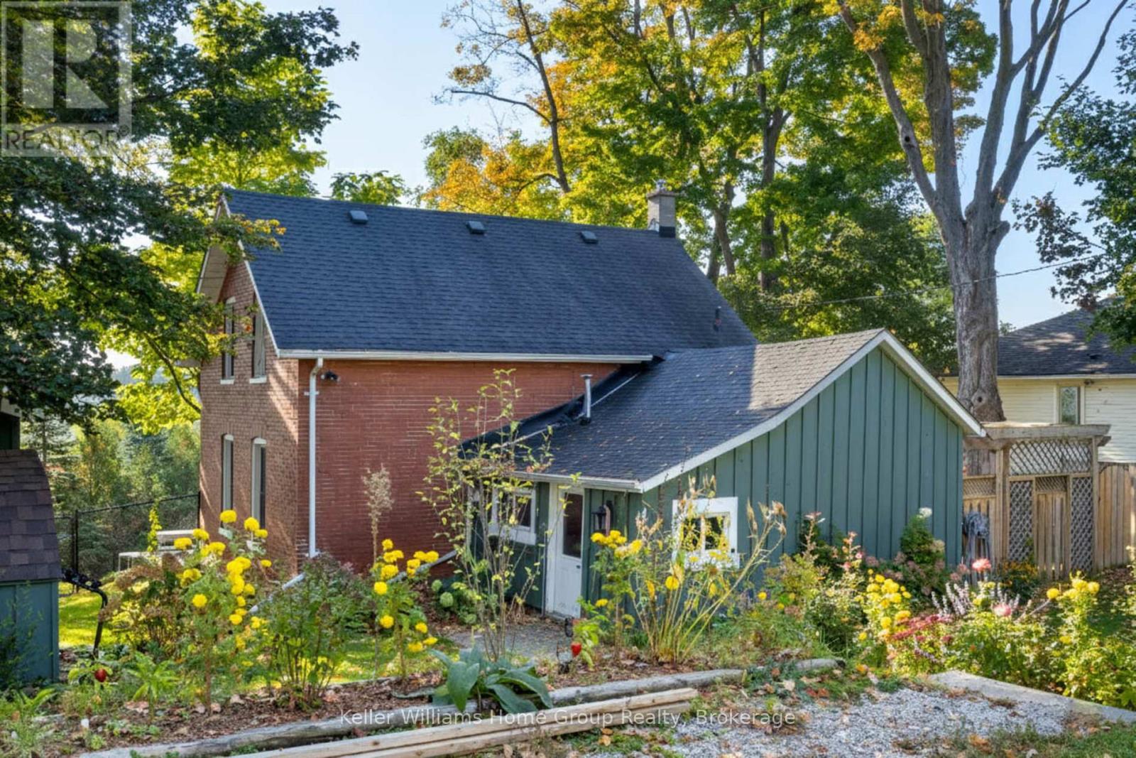 484 St Patrick Street E, Centre Wellington, Ontario N1M 1M9 - Photo 18 - X12637434