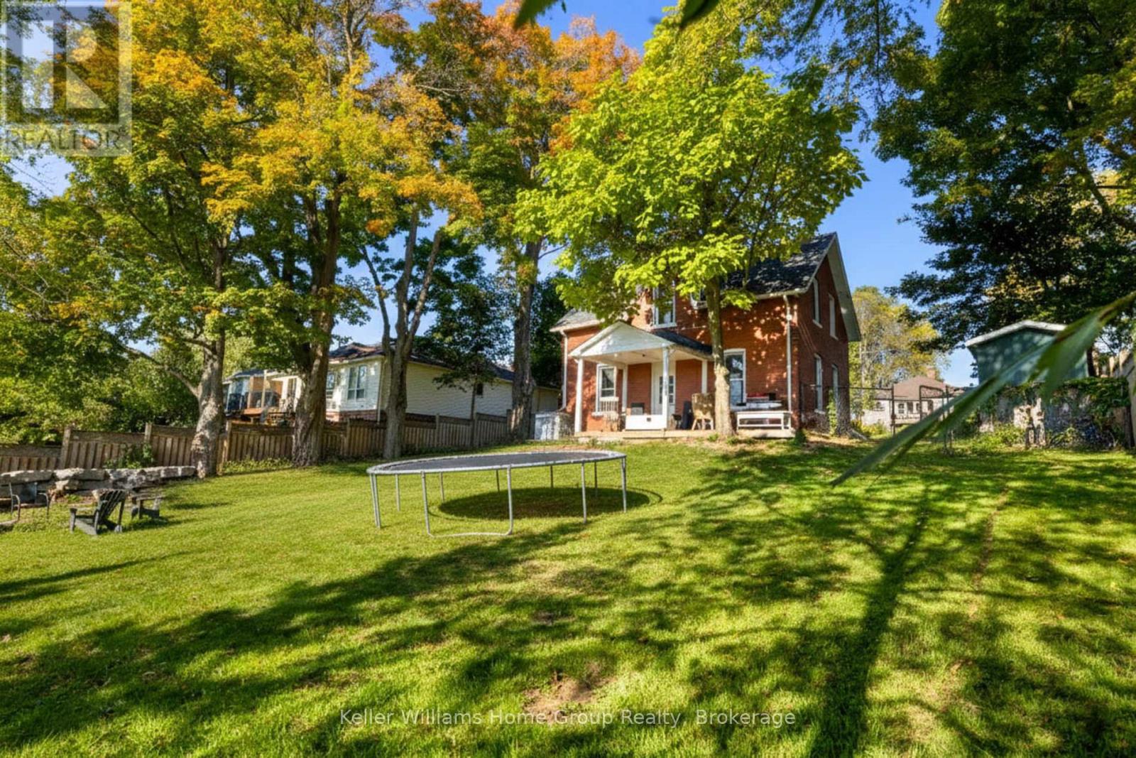 484 St Patrick Street E, Centre Wellington, Ontario N1M 1M9 - Photo 3 - X12637434