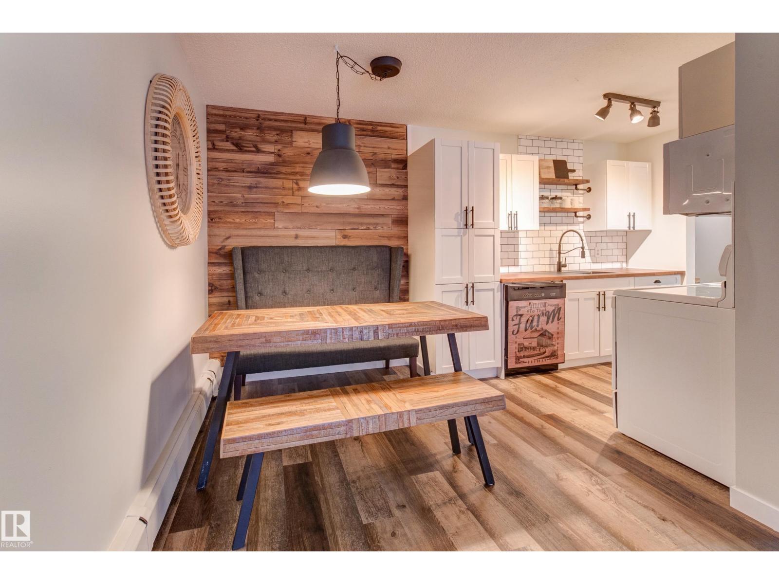 #404 10420 93 ST NW, Edmonton, Alberta