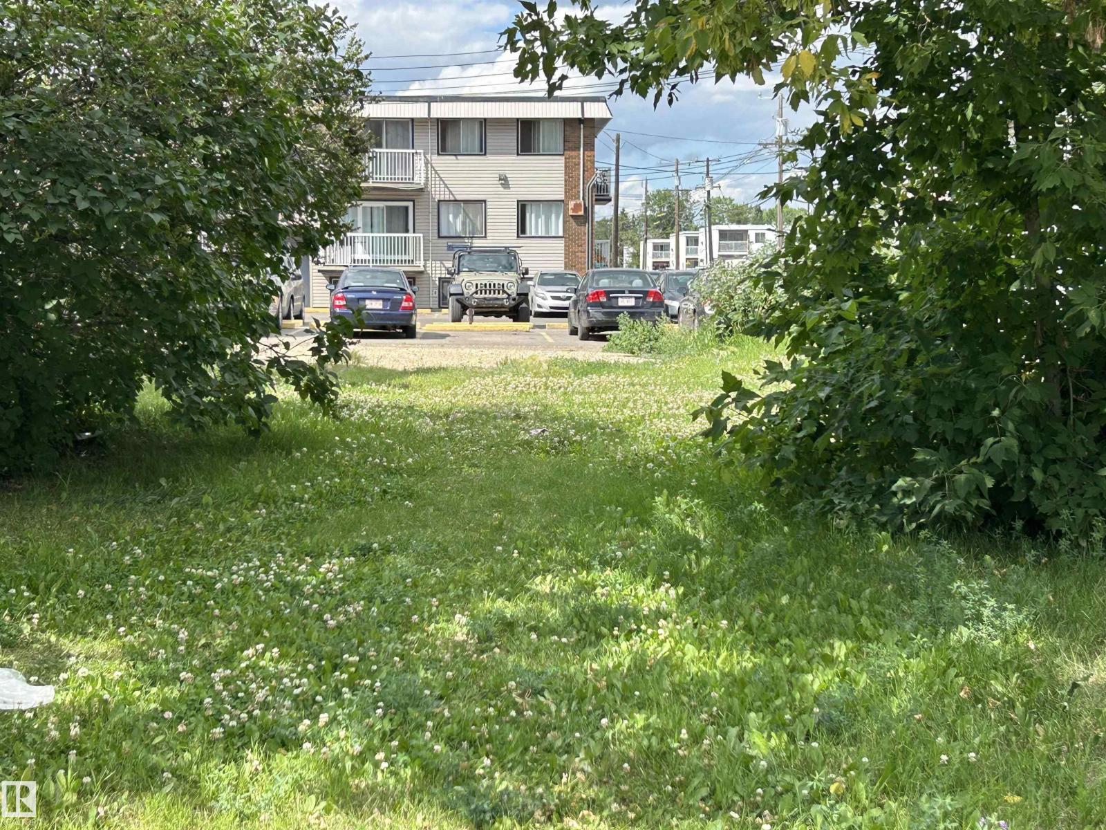 11022 106 AV NW, Edmonton, Alberta