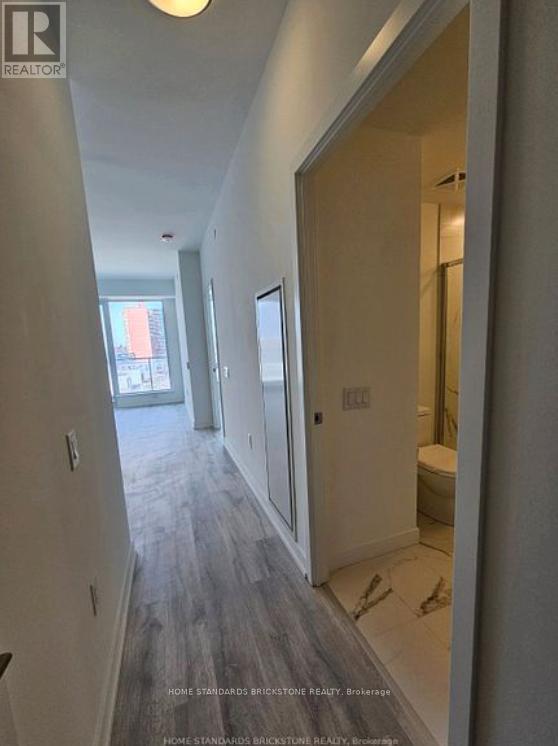 N545 - 7 Golden Lion Heights, Toronto, Ontario  M2M 0C1 - Photo 2 - C12637420