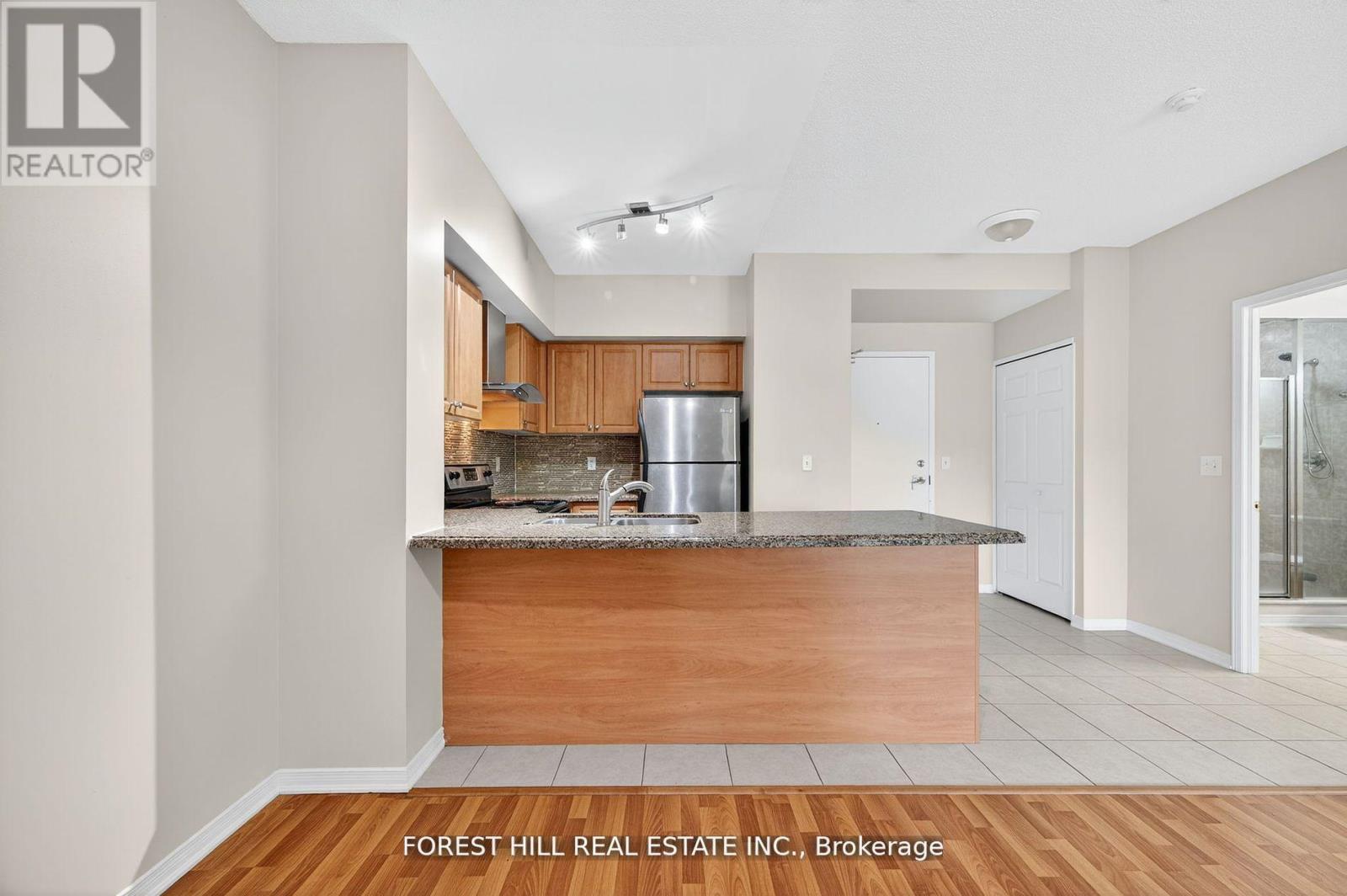 308 - 9451 Jane Street, Vaughan, Ontario  L6A 4H8 - Photo 10 - N12637328