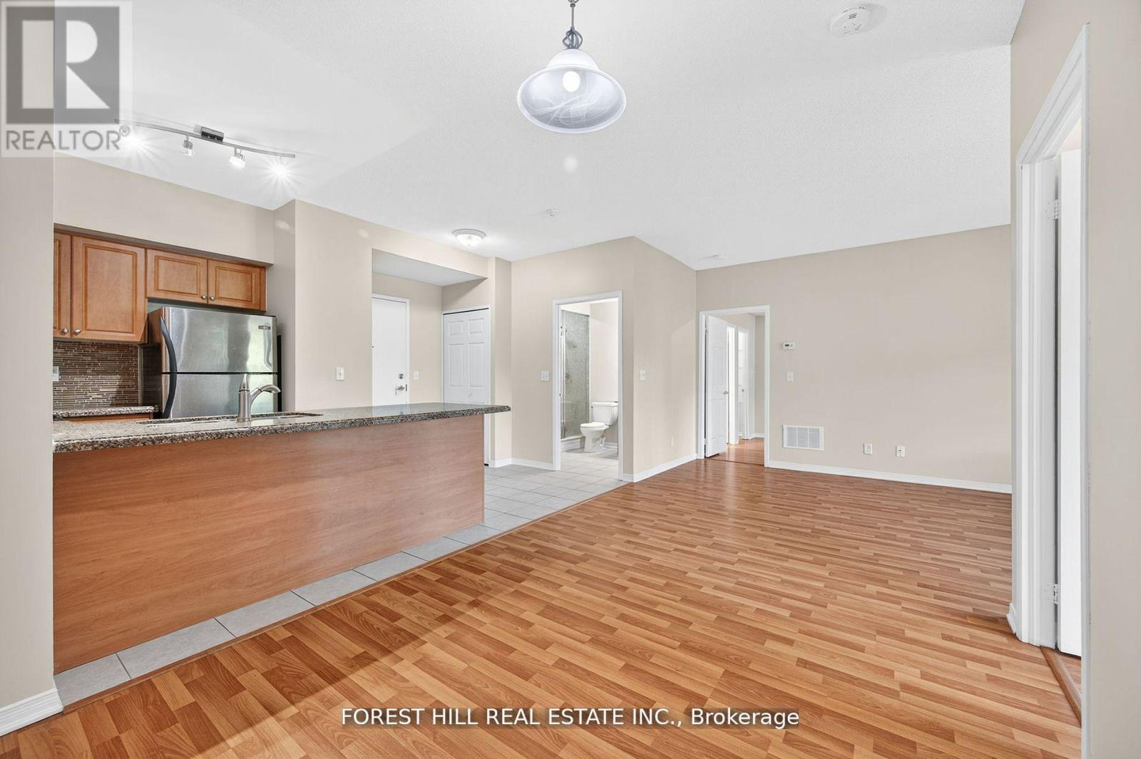 308 - 9451 Jane Street, Vaughan, Ontario  L6A 4H8 - Photo 12 - N12637328