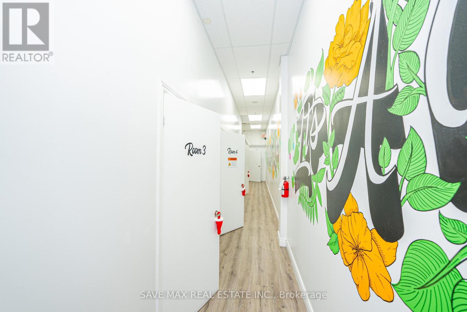 21 - 3255 Rutherford Road, Vaughan, Ontario  L4K 5Y5 - Photo 13 - N12637346