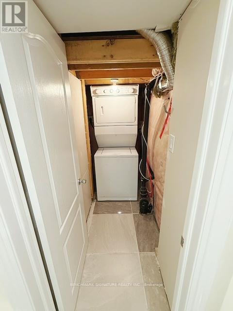 1300 Blencowe Cres (Bsmt) Crescent, Newmarket, Ontario  L3X 0C4 - Photo 11 - N12637372