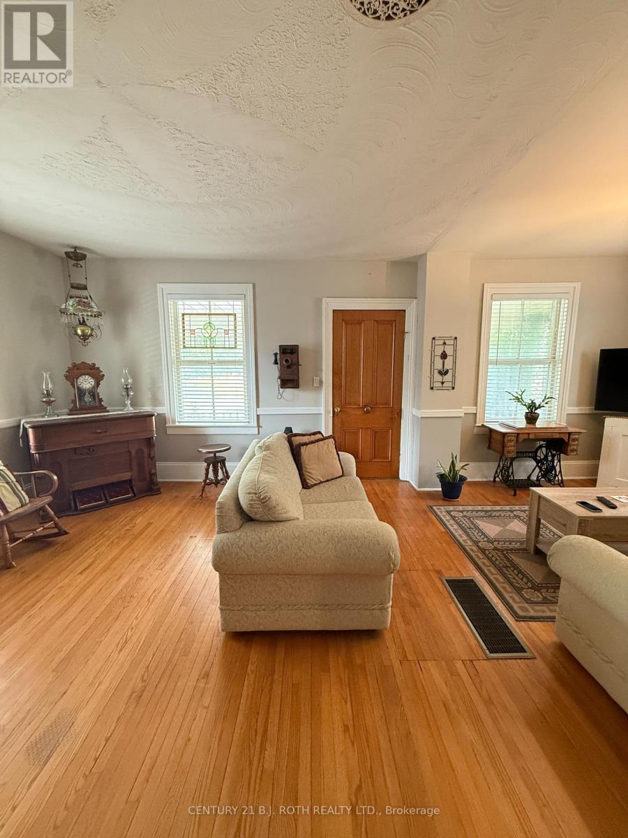 46 King Street N, Innisfil (Cookstown), Ontario L0L 1L0 - Photo 10 - N12637396