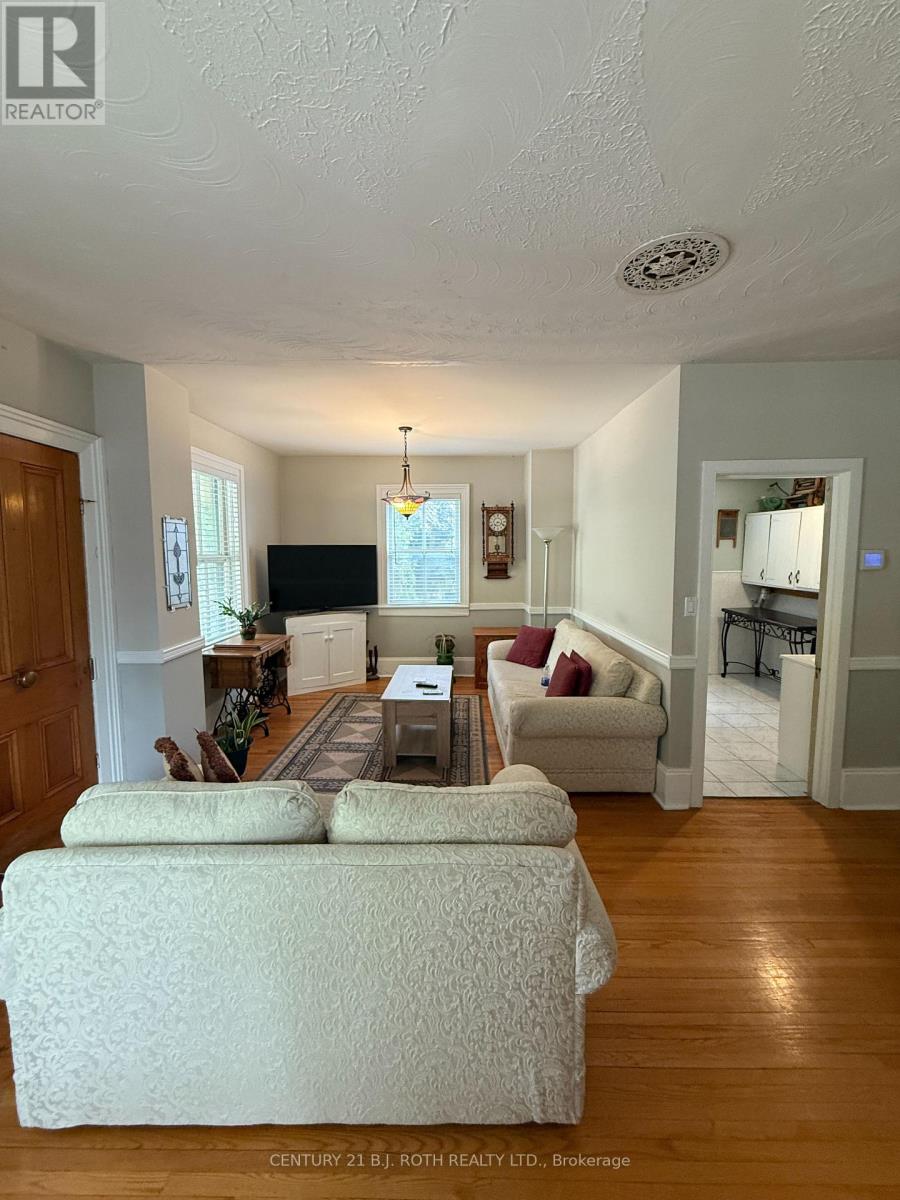 46 King Street N, Innisfil (Cookstown), Ontario L0L 1L0 - Photo 11 - N12637396