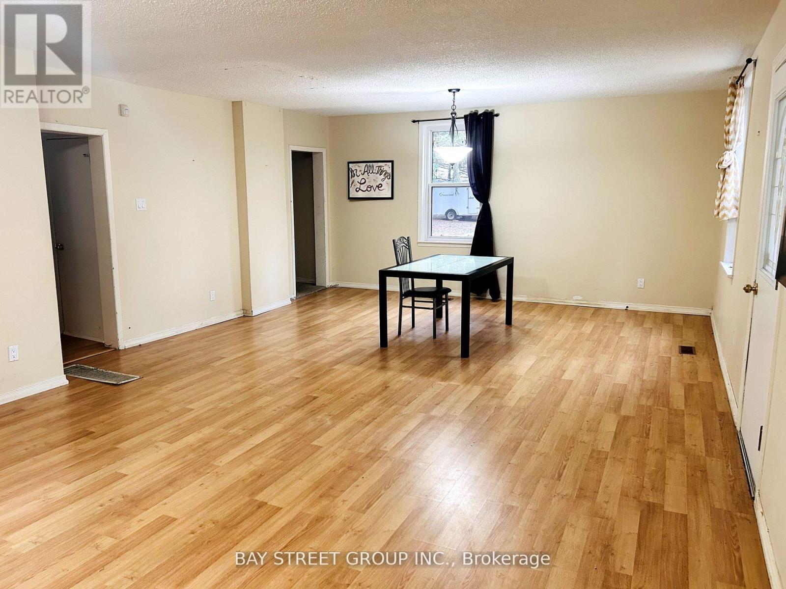 11288 Kennedy Road, Markham, Ontario  L6C 1P1 - Photo 3 - N12637450