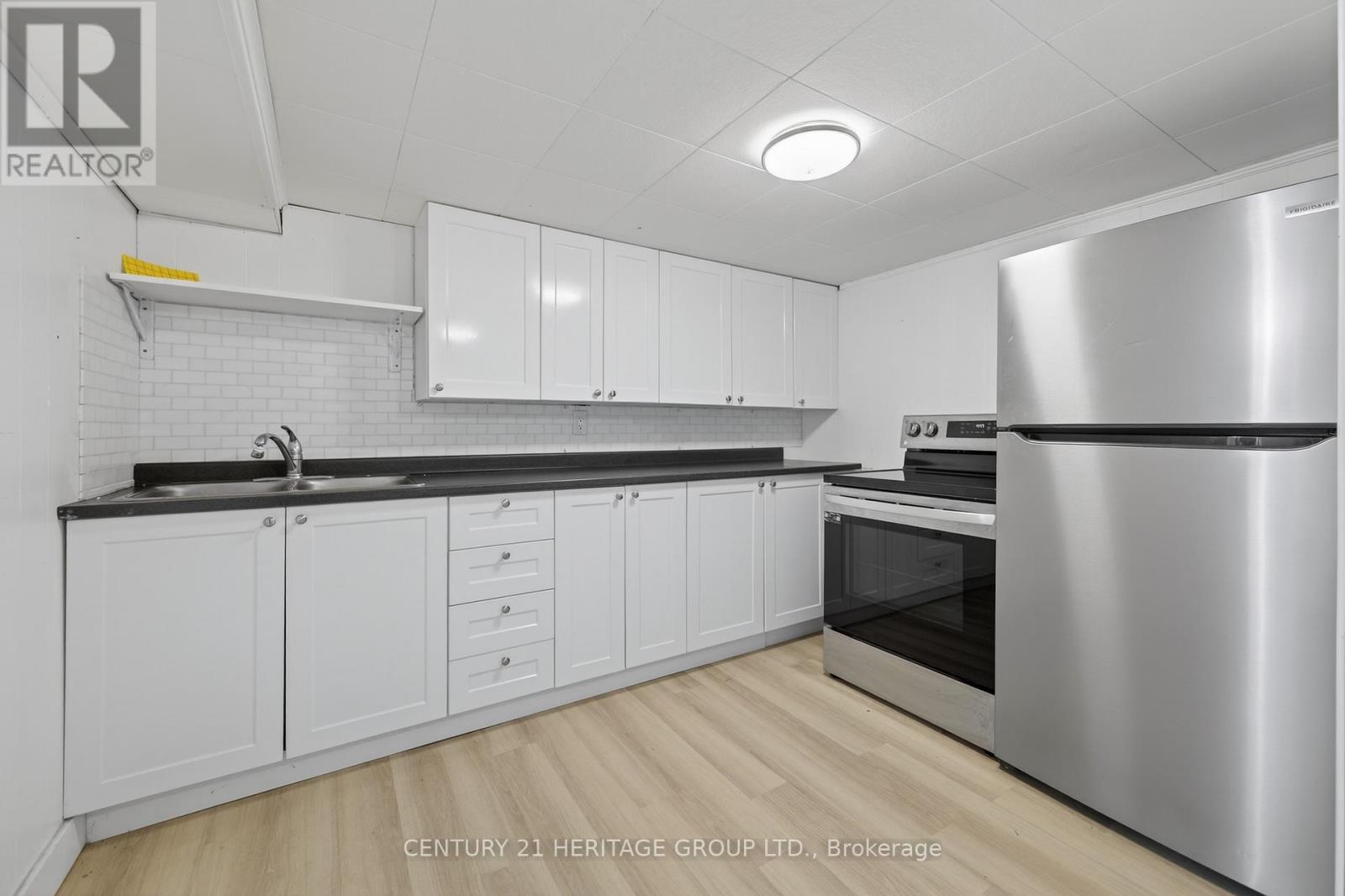 35 Argyle Avenue, Orillia, Ontario  L3V 2V5 - Photo 27 - S12377364