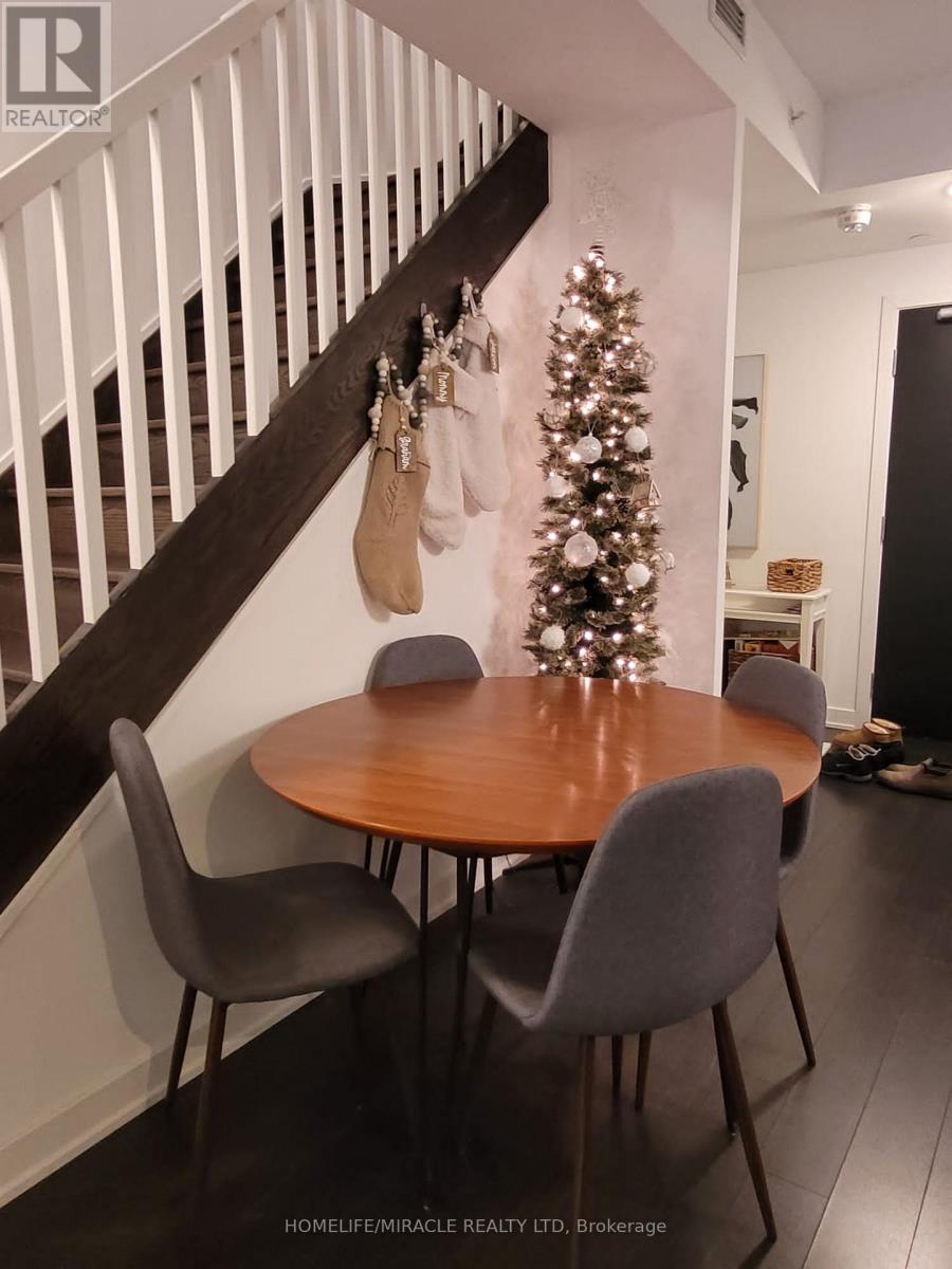 C203 - 5260 Dundas Street W, Burlington, Ontario  L7L 0J7 - Photo 6 - W12637354