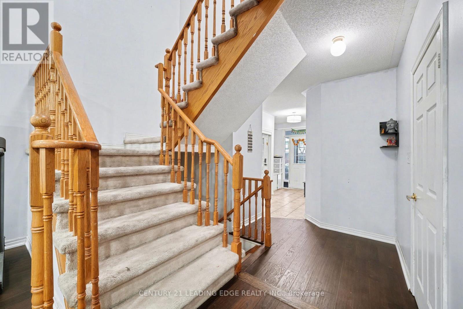 5 Traymore Street, Brampton, Ontario  L7A 2G2 - Photo 14 - W12637388