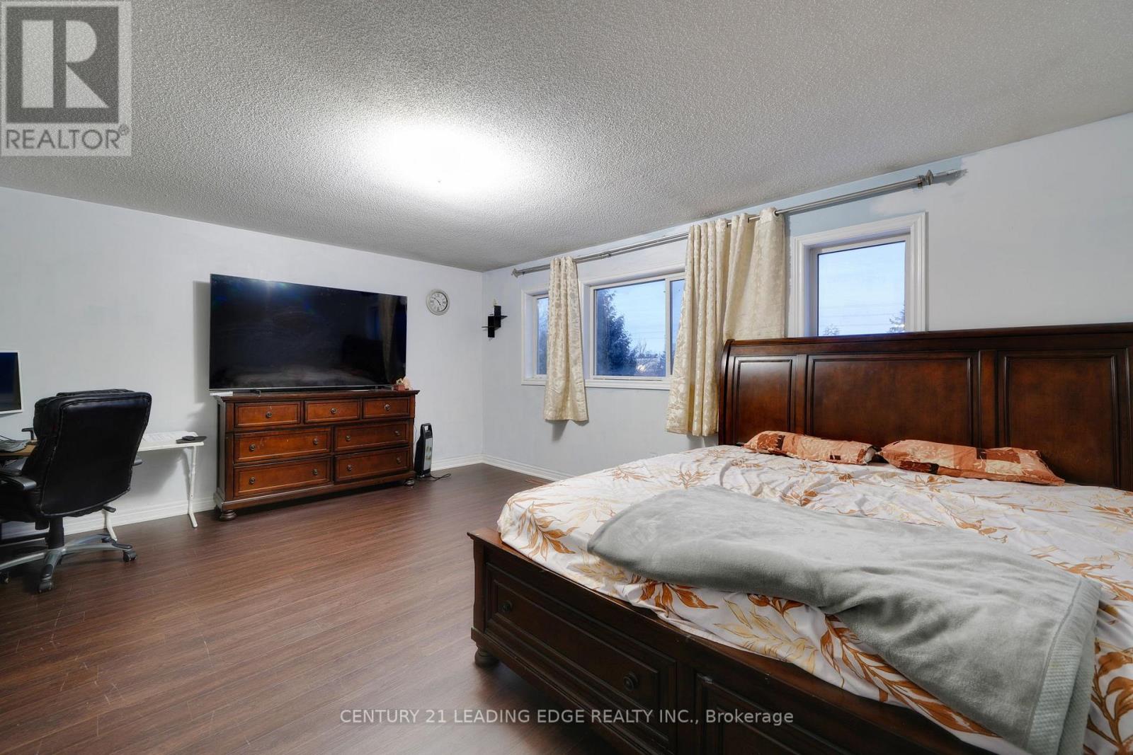 5 Traymore Street, Brampton, Ontario  L7A 2G2 - Photo 20 - W12637388