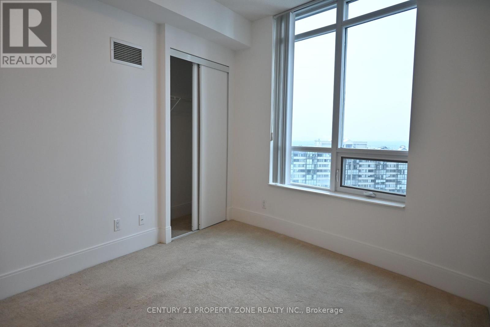 2401 - 330 Burnhamthorpe Road W, Mississauga, Ontario  L5B 0E1 - Photo 17 - W12637402