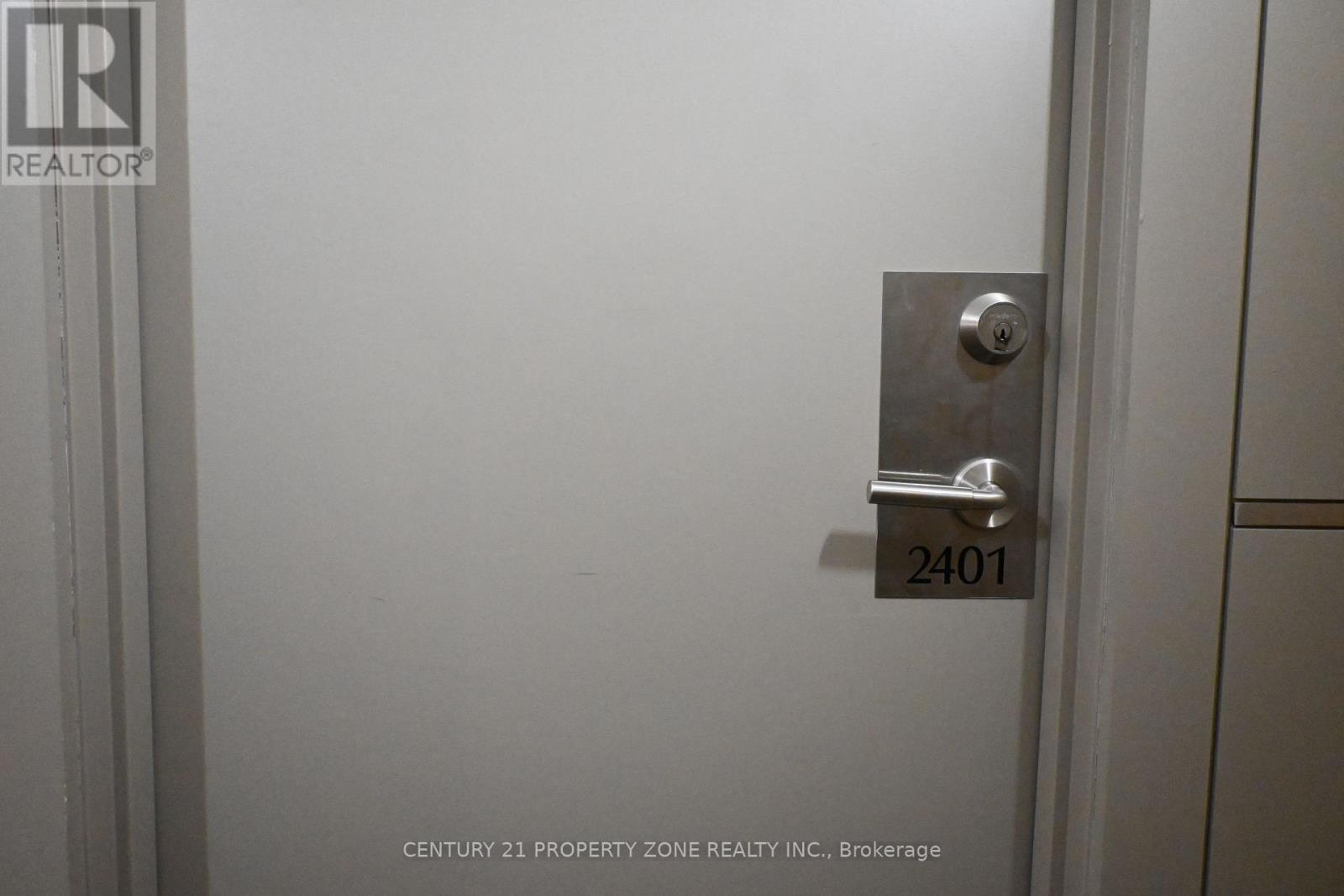 2401 - 330 Burnhamthorpe Road W, Mississauga, Ontario  L5B 0E1 - Photo 3 - W12637402