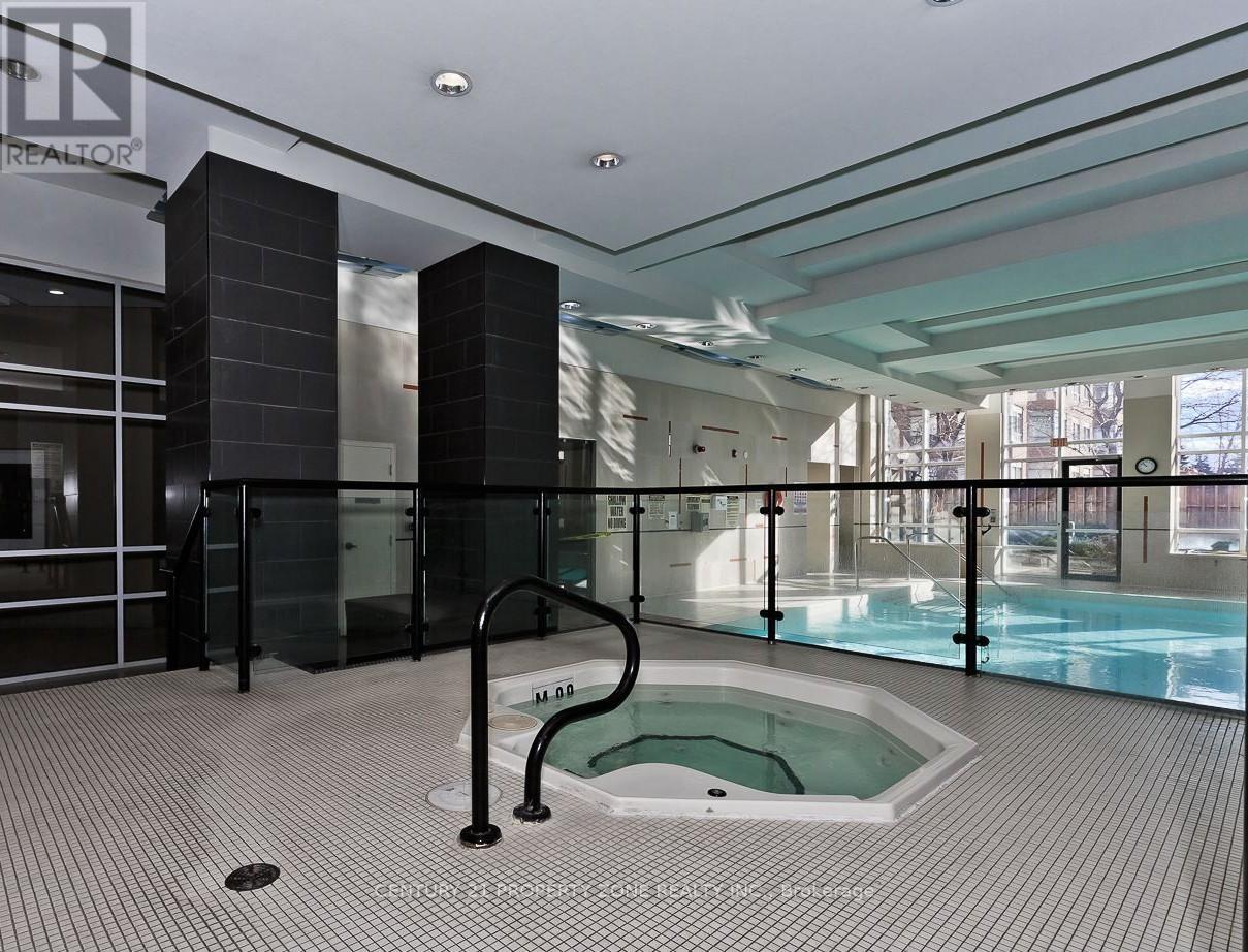 2401 - 330 Burnhamthorpe Road W, Mississauga, Ontario  L5B 0E1 - Photo 30 - W12637402