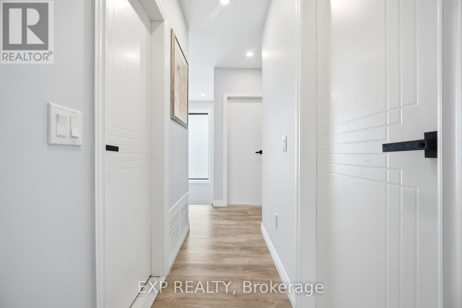 24 Chudleigh Road, Toronto, Ontario  M6E 1Y9 - Photo 26 - W12637408