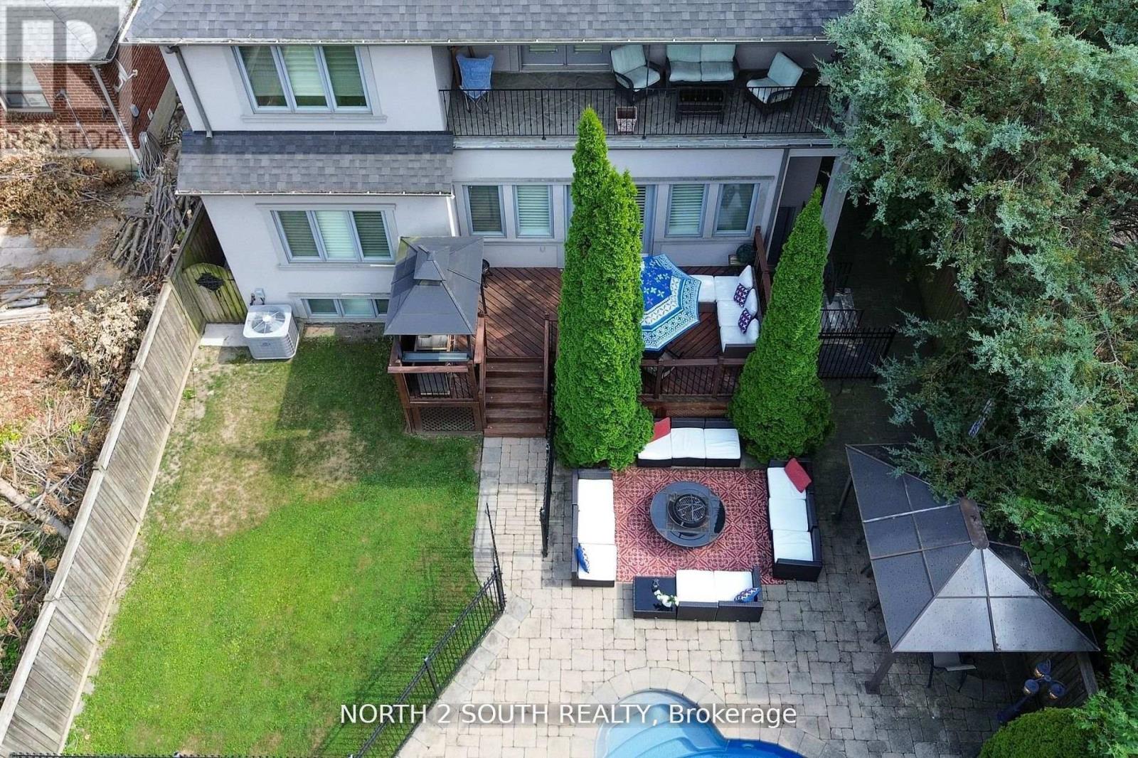 339 Burnhamthorpe Road, Toronto, Ontario  M9B 2A2 - Photo 38 - W12637418