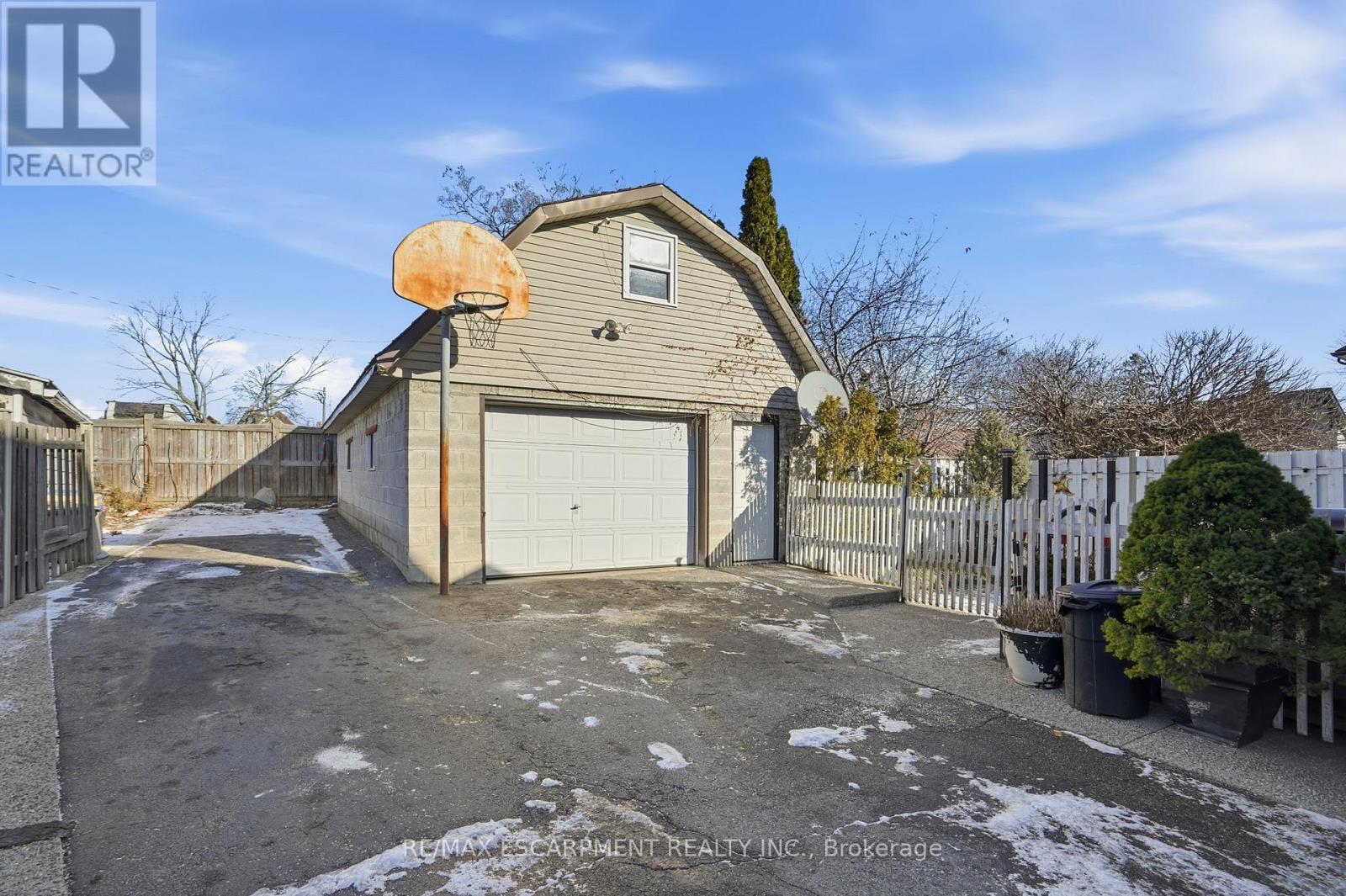 81 Simcoe Street E, Hamilton (North End), Ontario  L8L 3N3 - Photo 40 - X12637338