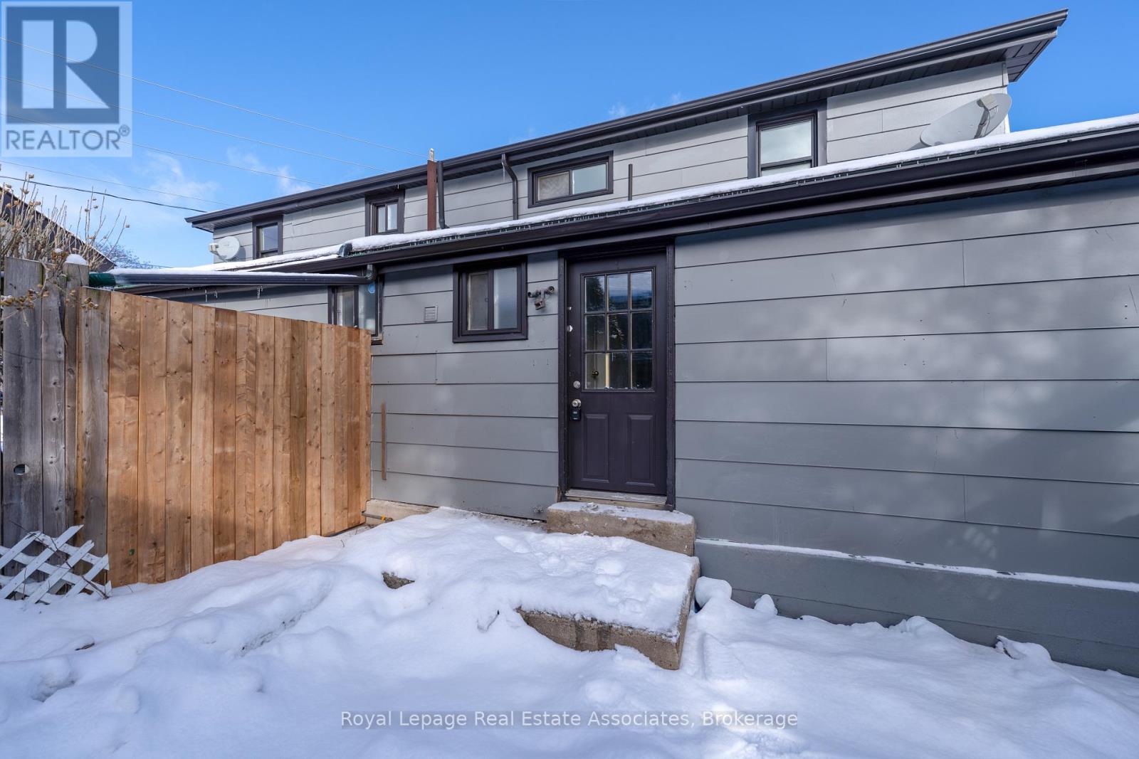 1 - 24 Duke Street, Brantford, Ontario  N3T 3T4 - Photo 5 - X12637366