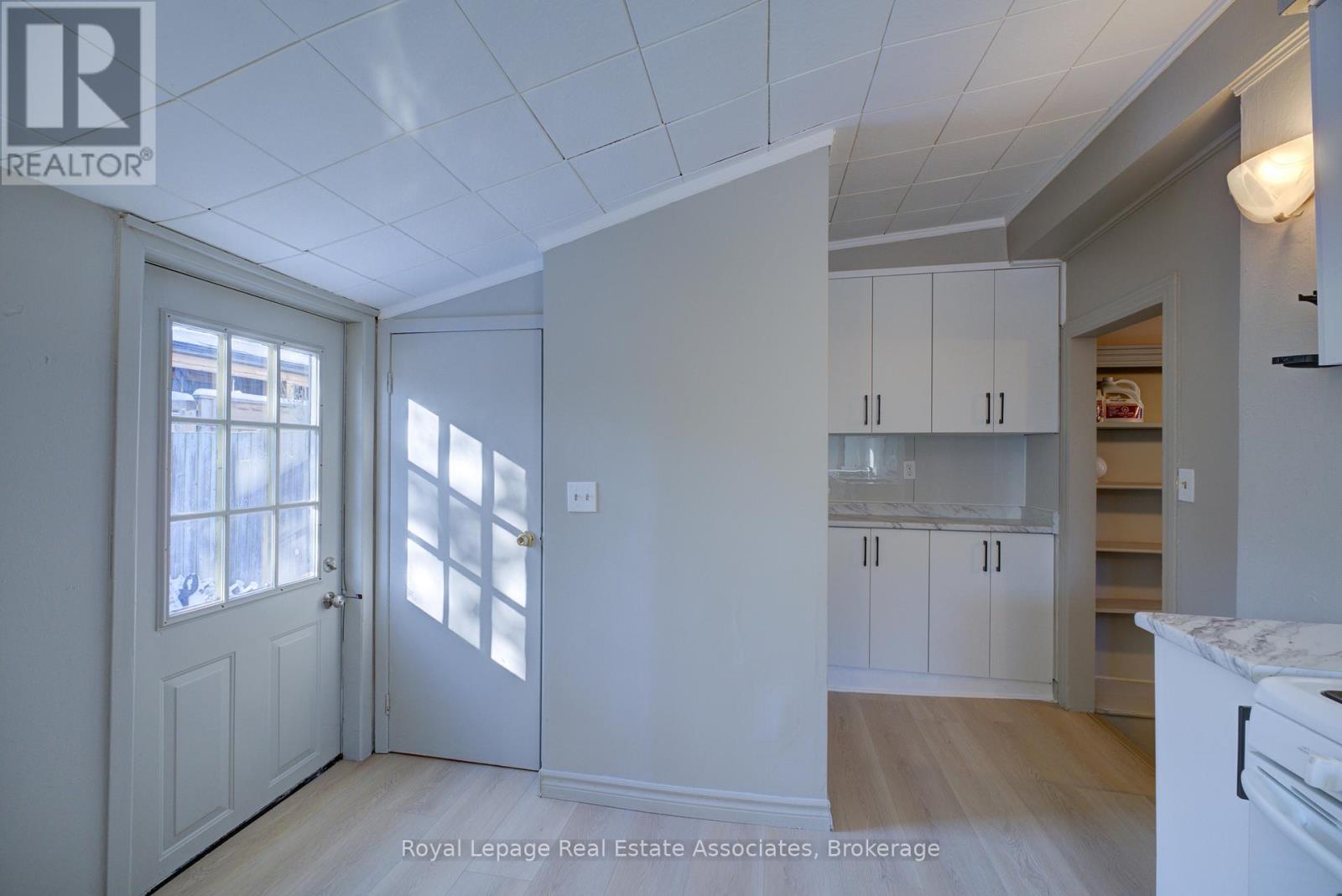 1 - 24 Duke Street, Brantford, Ontario  N3T 3T4 - Photo 6 - X12637366