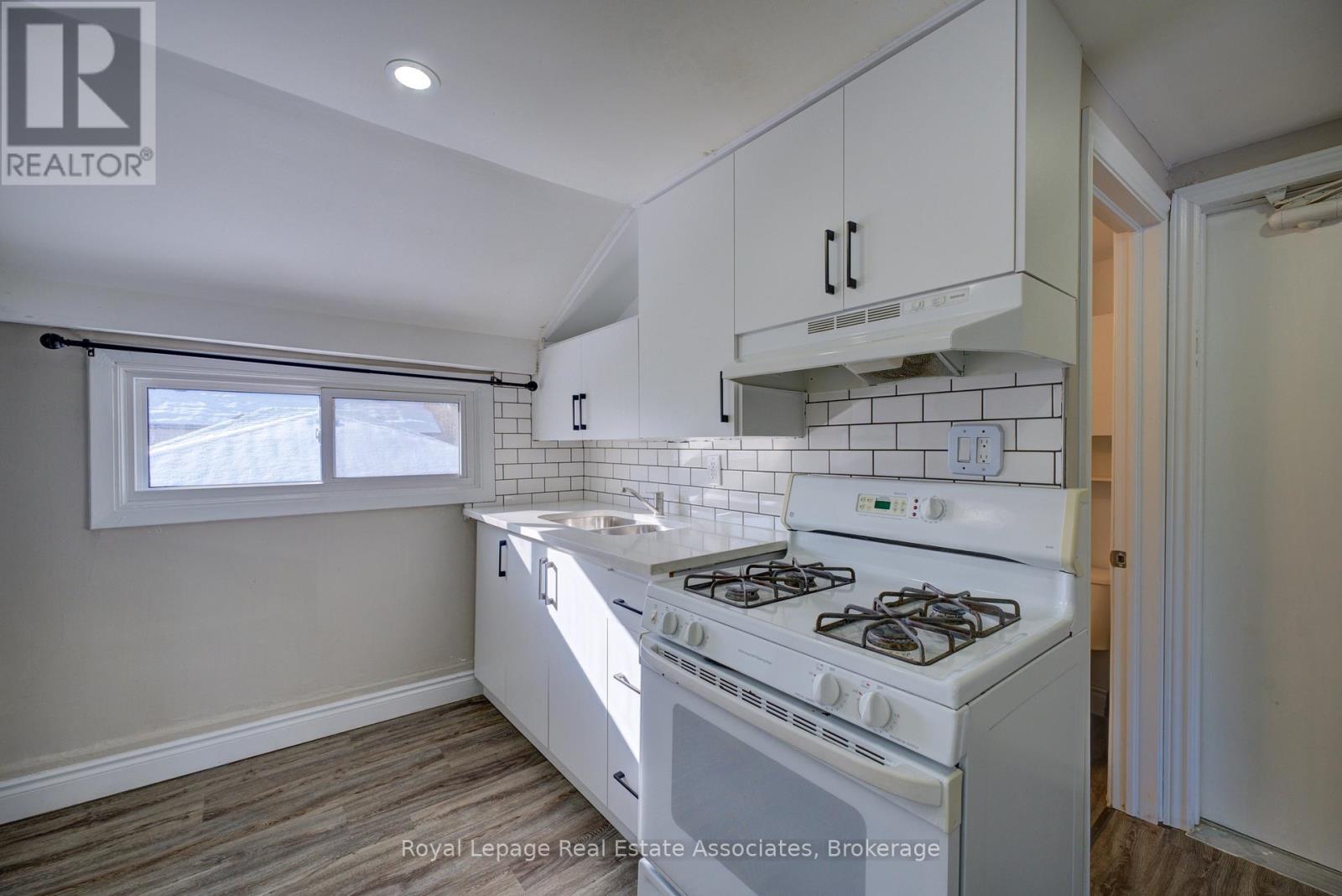 3 - 24 Duke Street S, Brantford, Ontario  N3T 3T4 - Photo 10 - X12637368