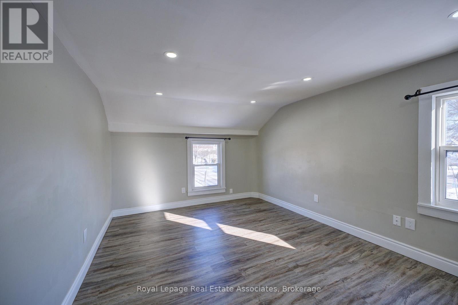 3 - 24 Duke Street S, Brantford, Ontario  N3T 3T4 - Photo 12 - X12637368