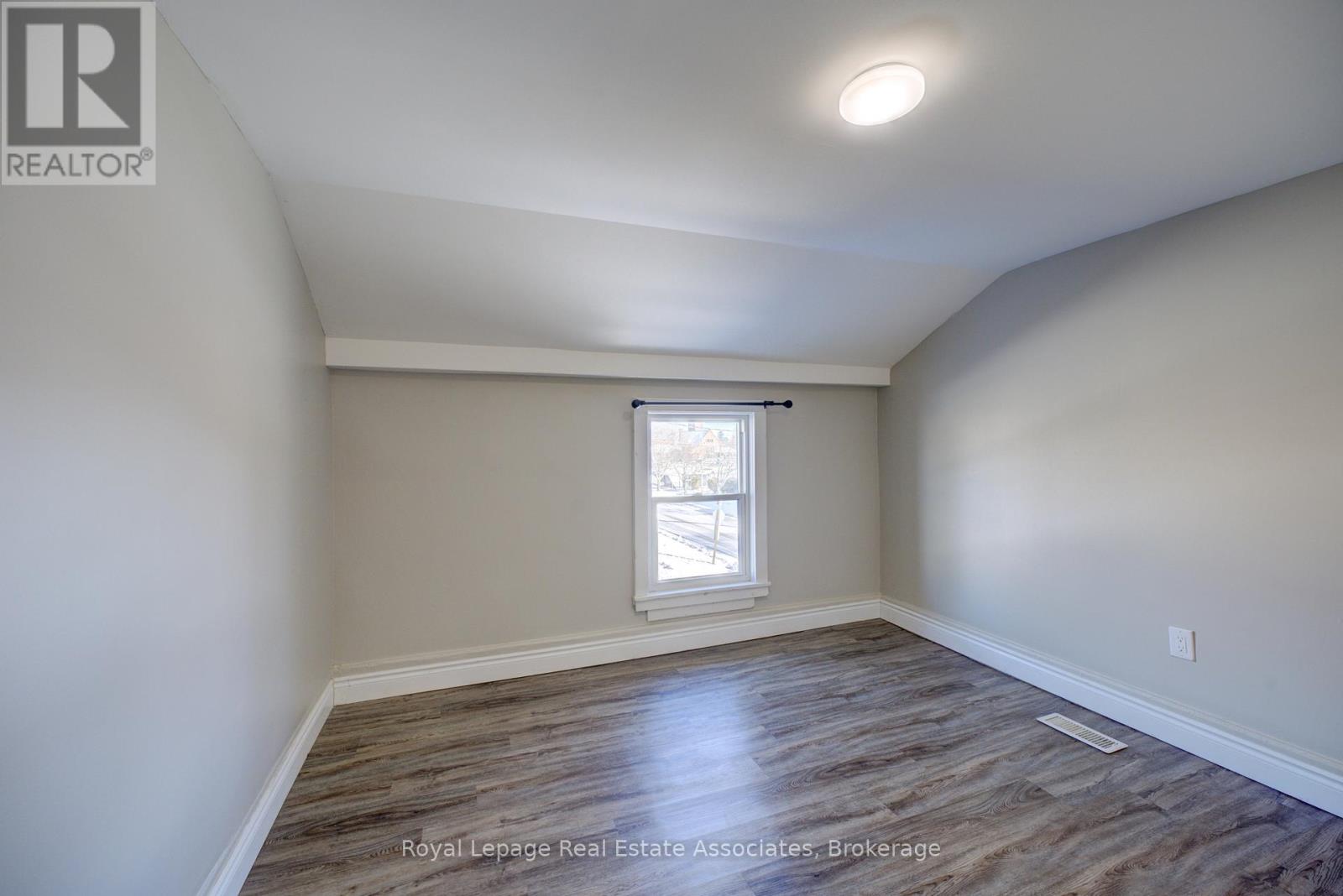 3 - 24 Duke Street S, Brantford, Ontario  N3T 3T4 - Photo 15 - X12637368