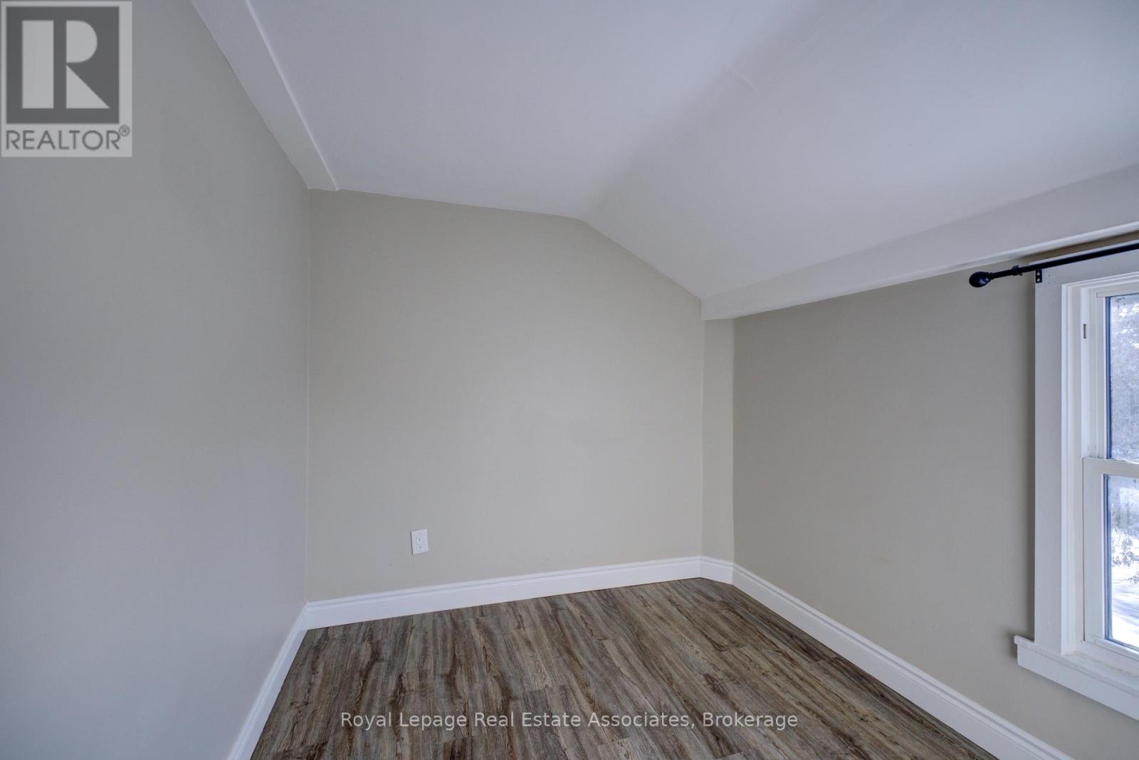 3 - 24 Duke Street S, Brantford, Ontario  N3T 3T4 - Photo 17 - X12637368