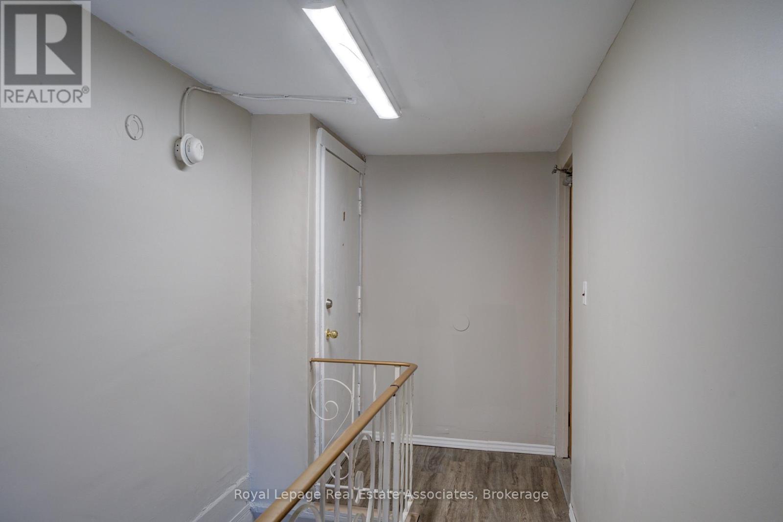 3 - 24 Duke Street S, Brantford, Ontario  N3T 3T4 - Photo 5 - X12637368