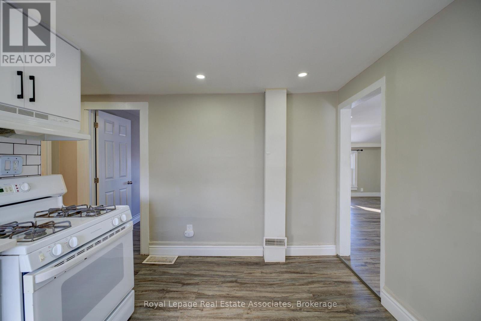 3 - 24 Duke Street S, Brantford, Ontario  N3T 3T4 - Photo 9 - X12637368