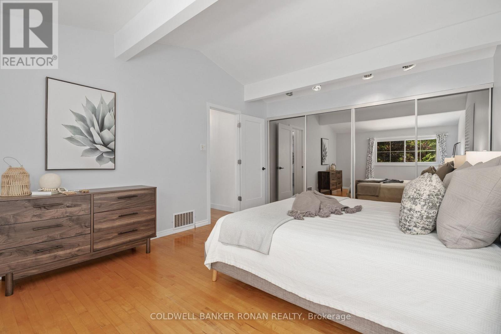 953026 7th Line, Mono, Ontario  L9W 6E6 - Photo 15 - X12637390