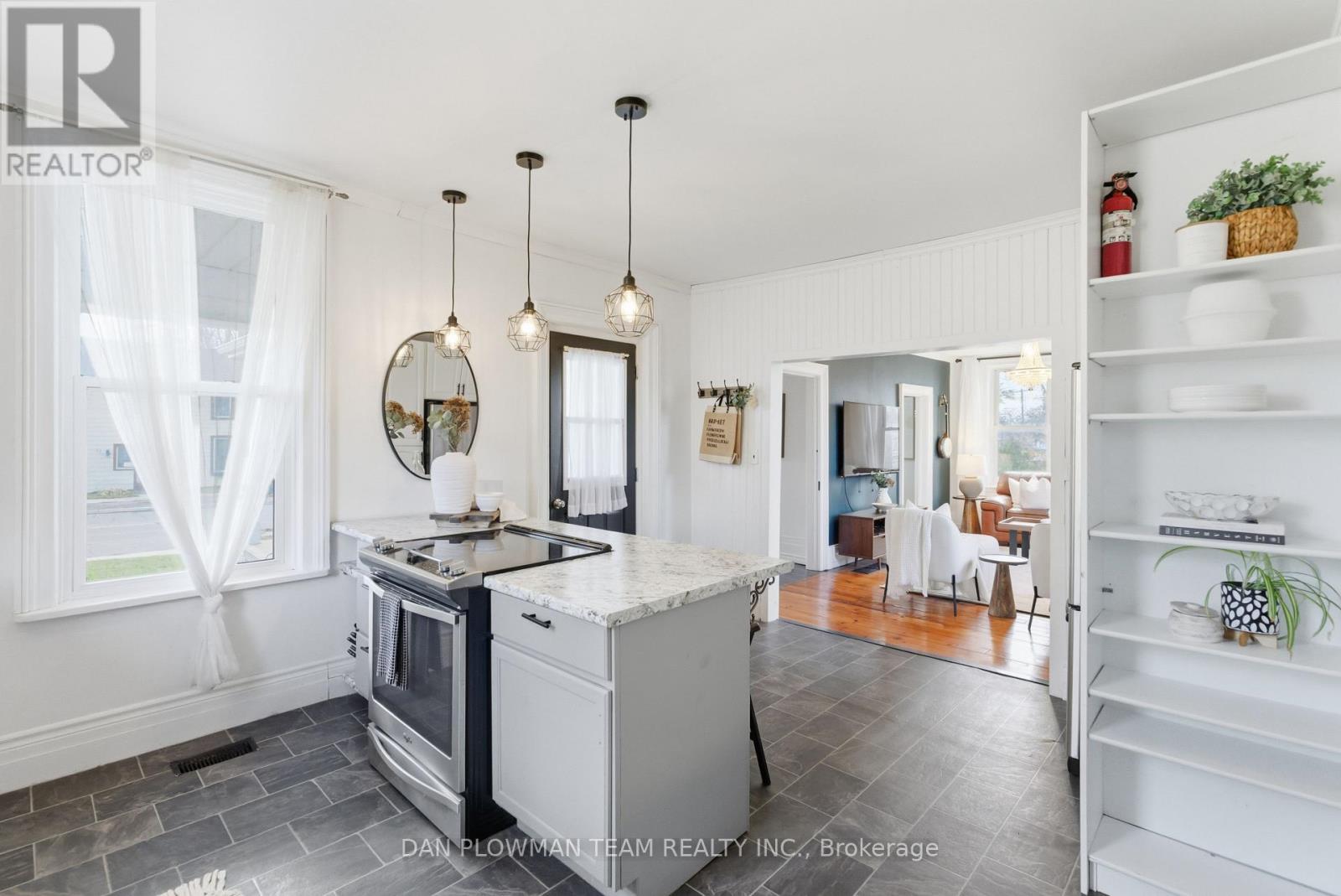 11 King Street W, Kawartha Lakes, Ontario  K0L 2W0 - Photo 18 - X12637438