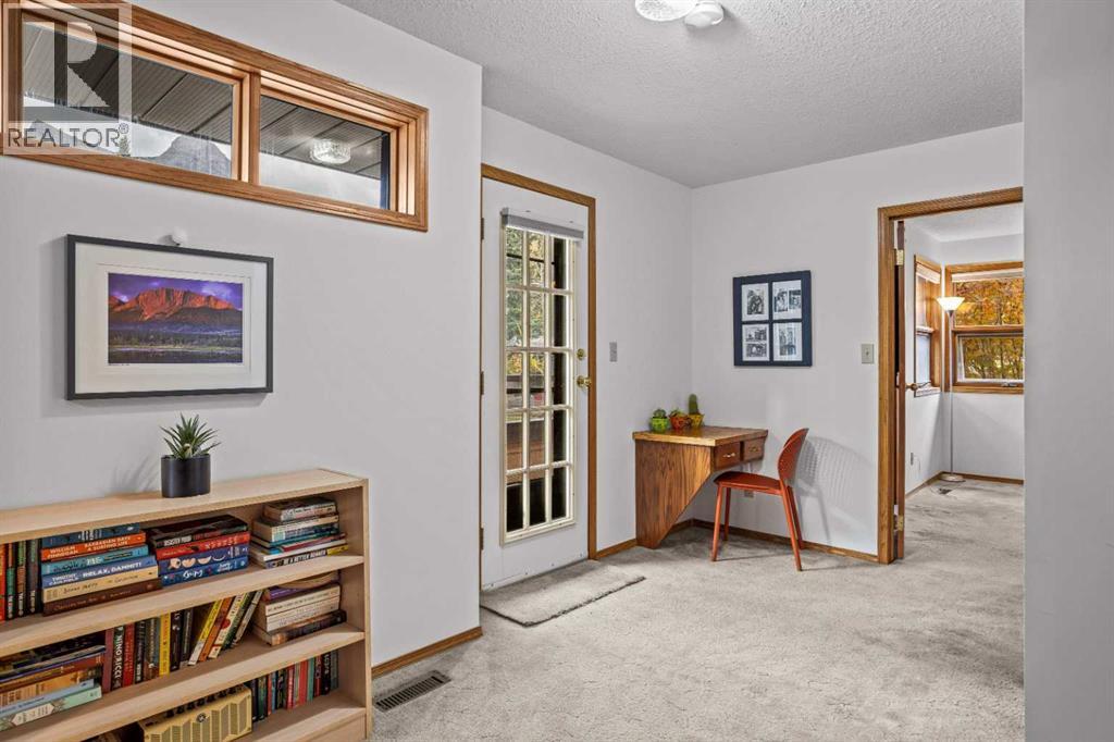 13 Riverview Place, Canmore, Alberta T1W 2B9 - Photo 37 - A2228675