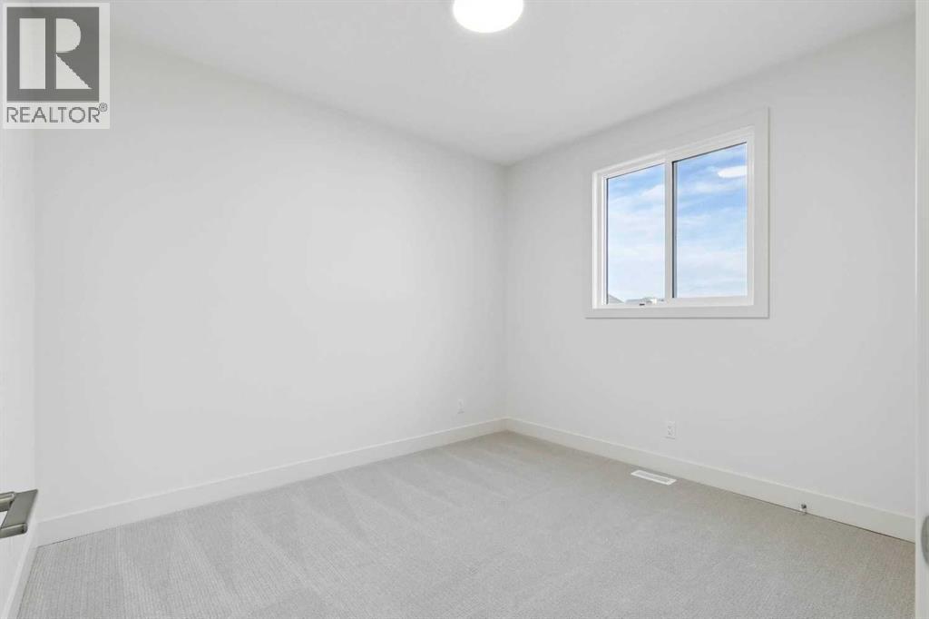 148 Marina Grove, Calgary, Alberta  T3M 3S9 - Photo 27 - A2272153