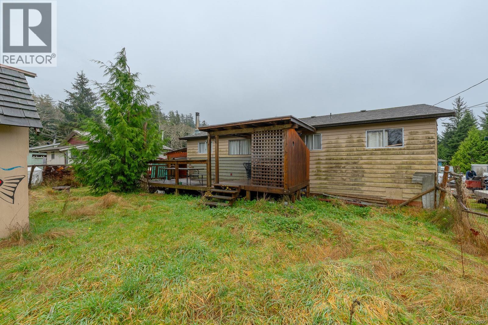 230 Clutus Rd, Bamfield, British Columbia  V0R 1B0 - Photo 23 - 1022006