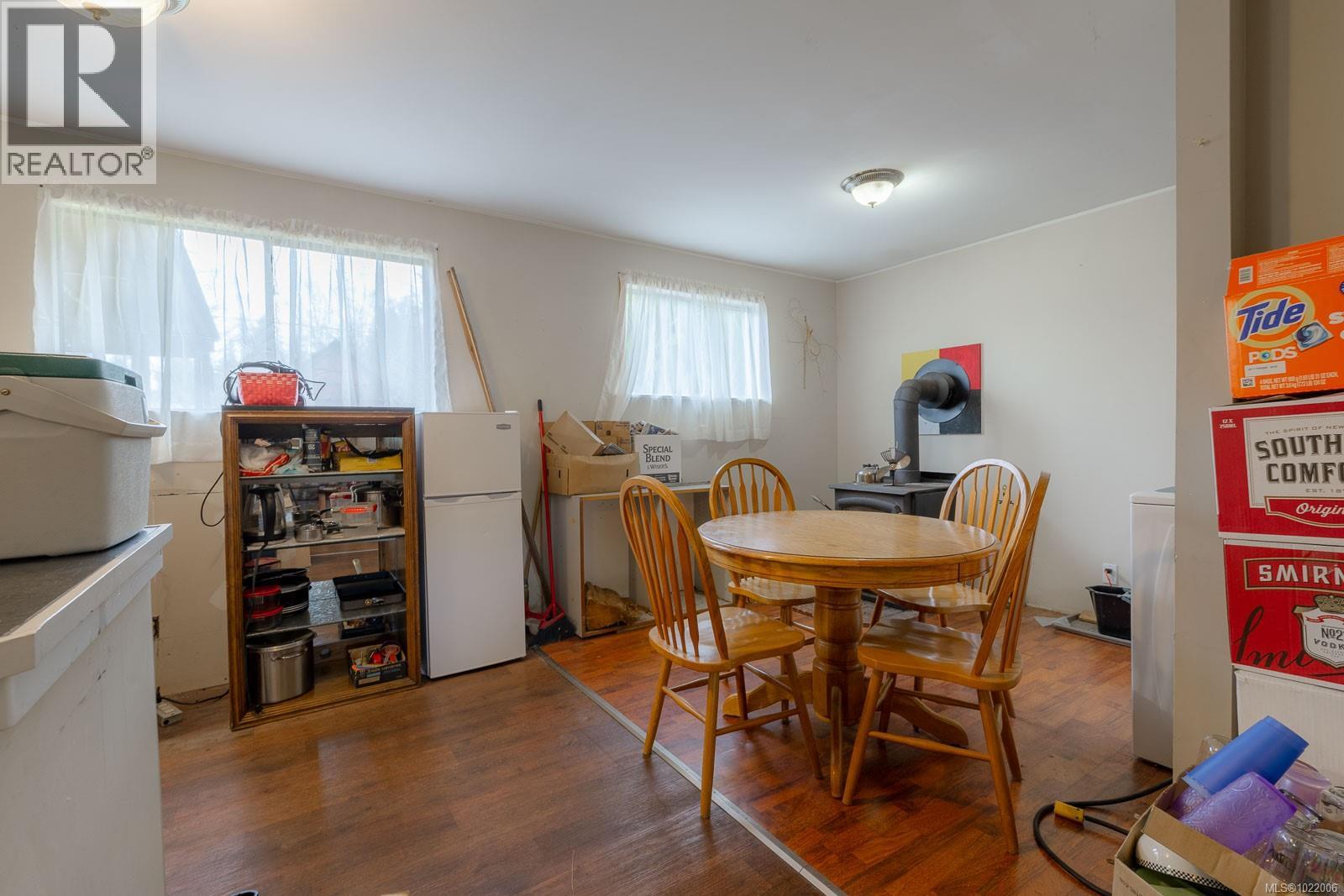 230 Clutus Rd, Bamfield, British Columbia  V0R 1B0 - Photo 34 - 1022006