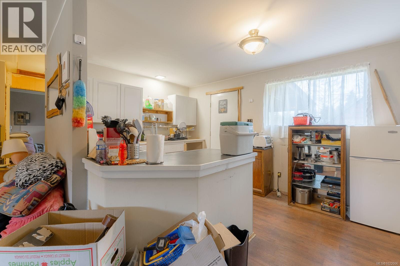 230 Clutus Rd, Bamfield, British Columbia  V0R 1B0 - Photo 35 - 1022006