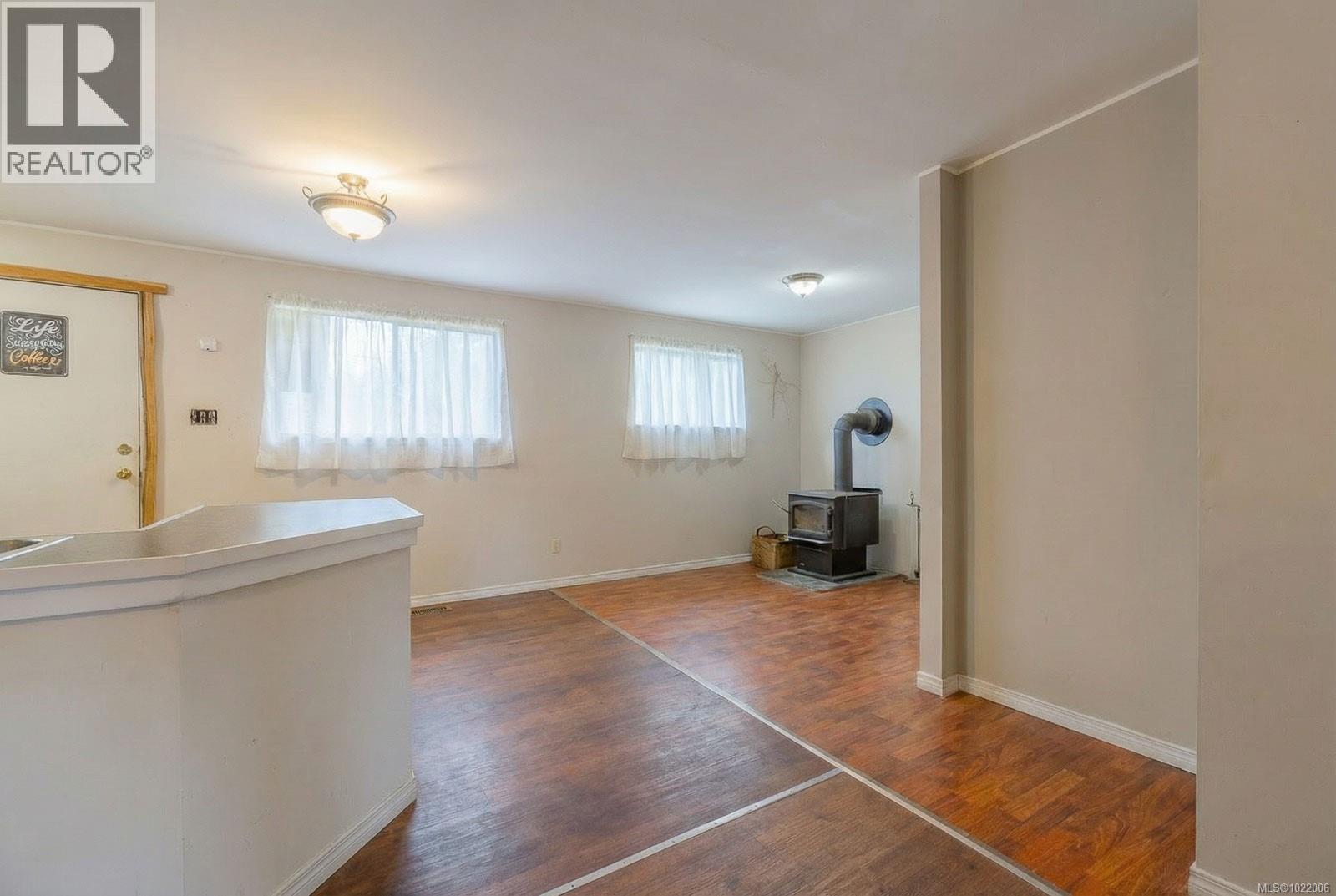 230 Clutus Rd, Bamfield, British Columbia  V0R 1B0 - Photo 59 - 1022006