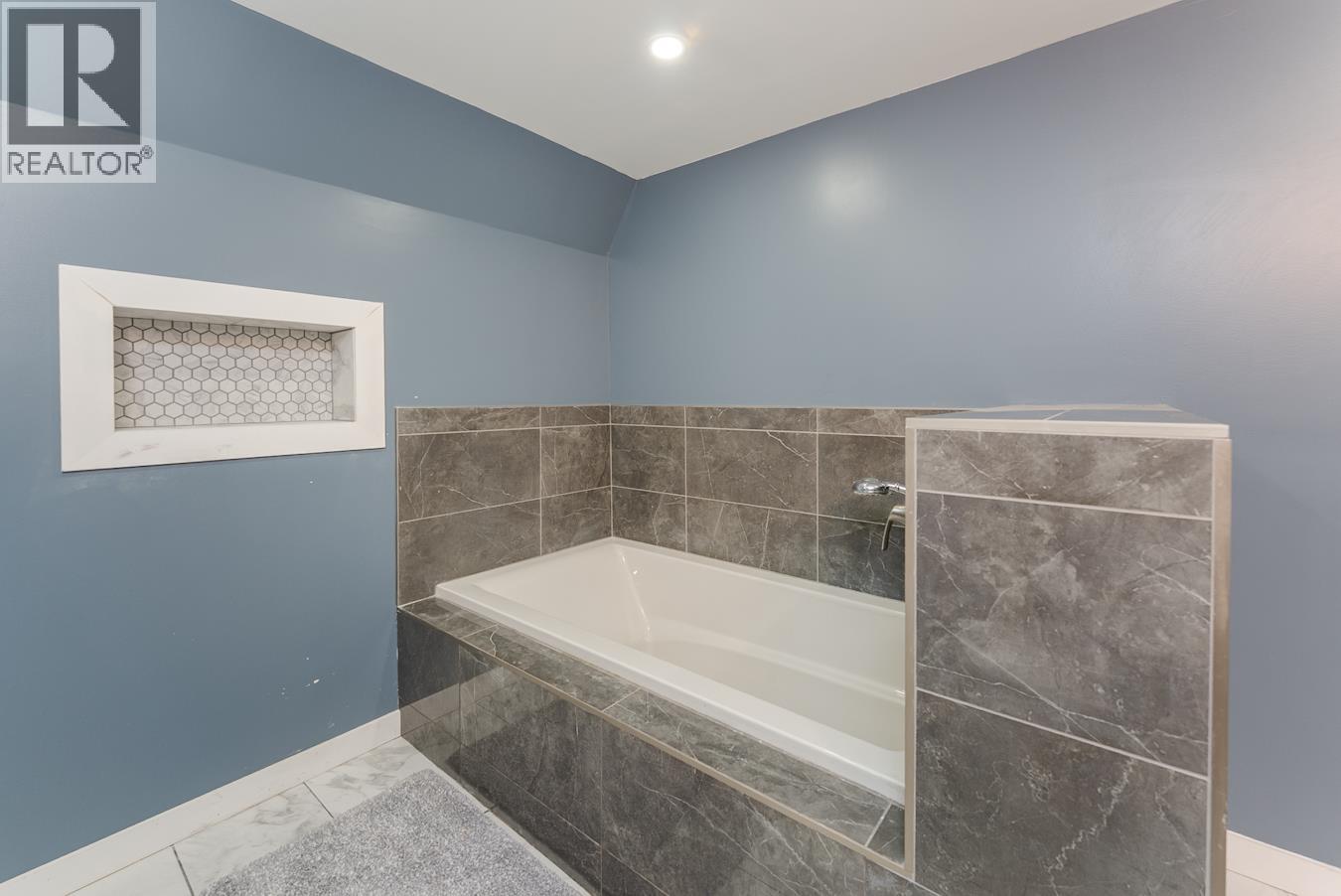 6315 Cummings Road, Prince George, British Columbia  V2N 5W1 - Photo 12 - R3074174