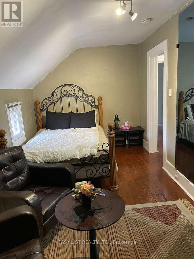 14 Chestnut Lane, St. Catharines, Ontario  L2T 1G4 - Photo 17 - X12474774