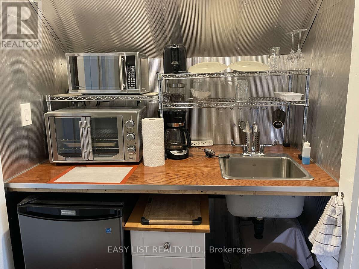 14 Chestnut Lane, St. Catharines, Ontario  L2T 1G4 - Photo 18 - X12474774