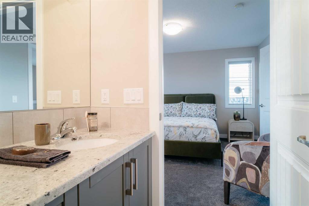 237 Cobblestone Gate Sw, Airdrie, Alberta  T4B 0R7 - Photo 14 - A2244013
