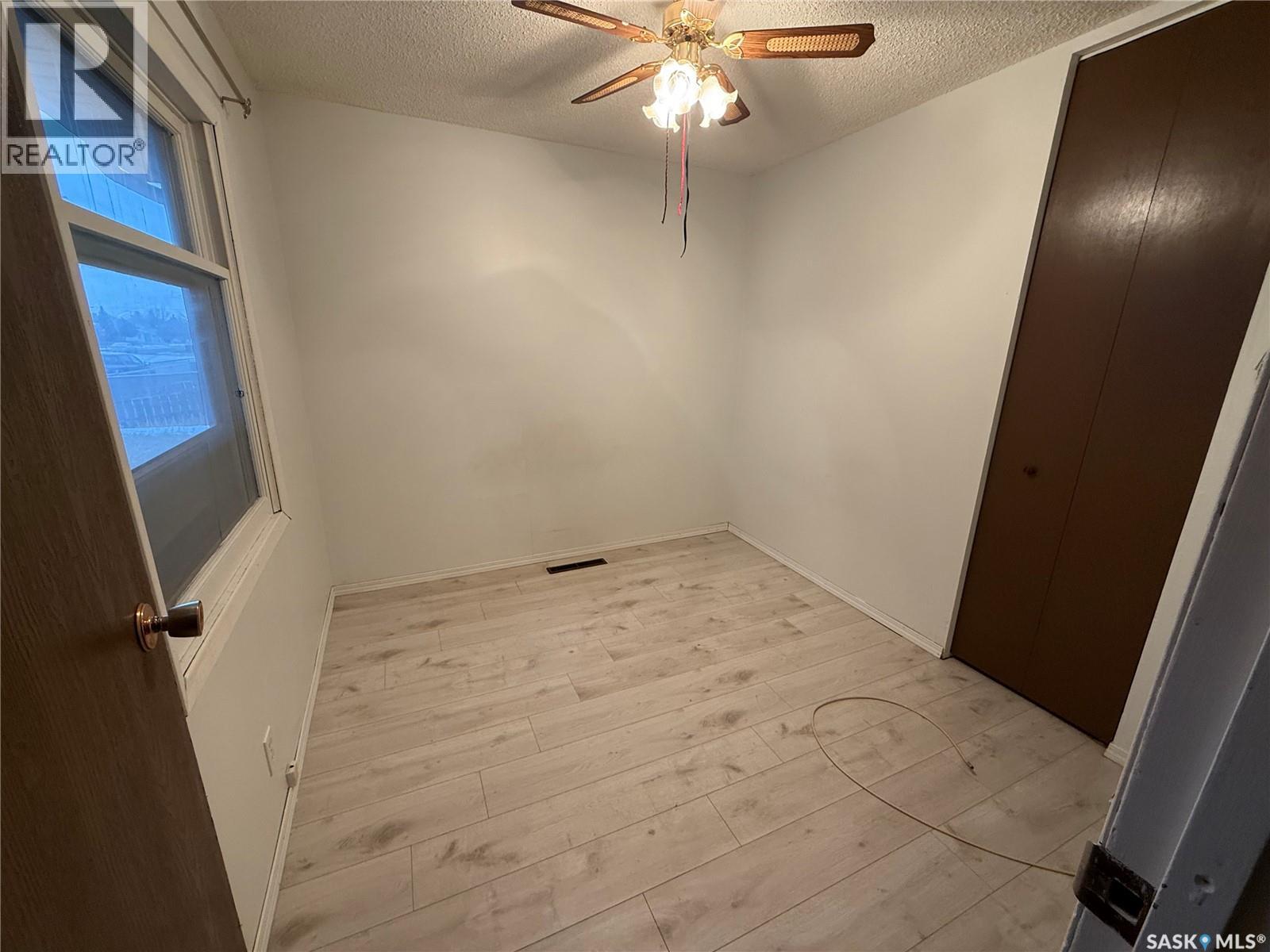 1140 Coteau Street W, Moose Jaw, Saskatchewan  S6H 5G6 - Photo 6 - SK024077