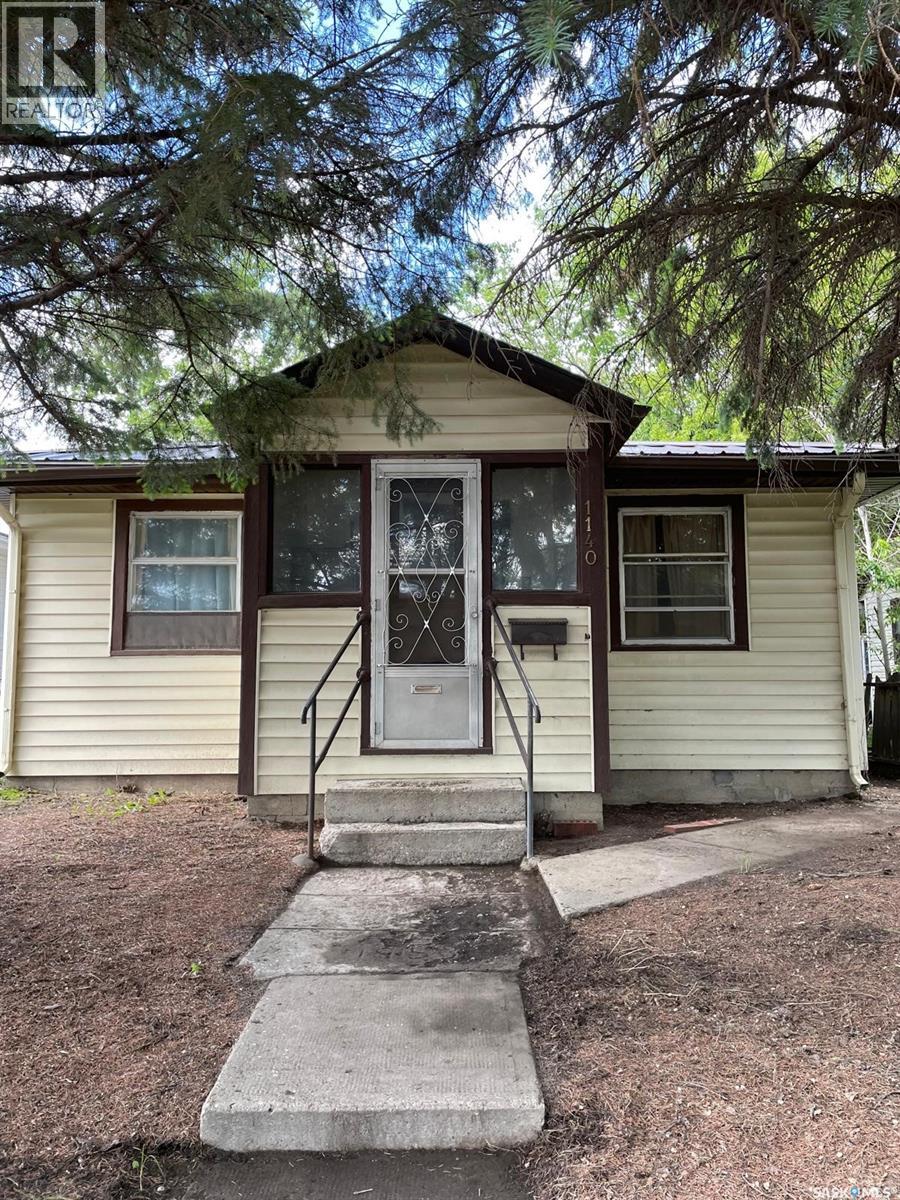 1140 Coteau STREET W, Moose Jaw, Saskatchewan