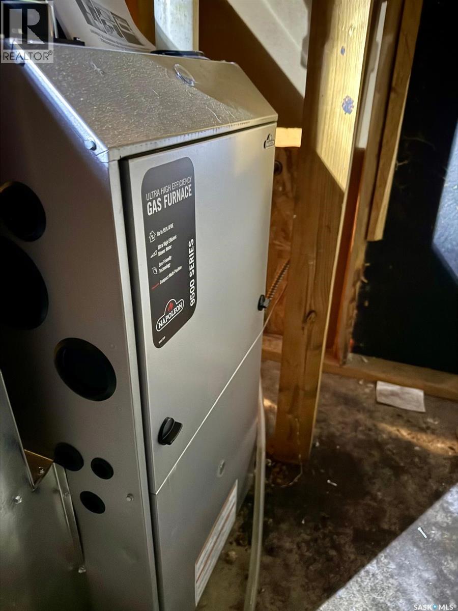 1140 Coteau Street W, Moose Jaw, Saskatchewan  S6H 5G6 - Photo 28 - SK024077