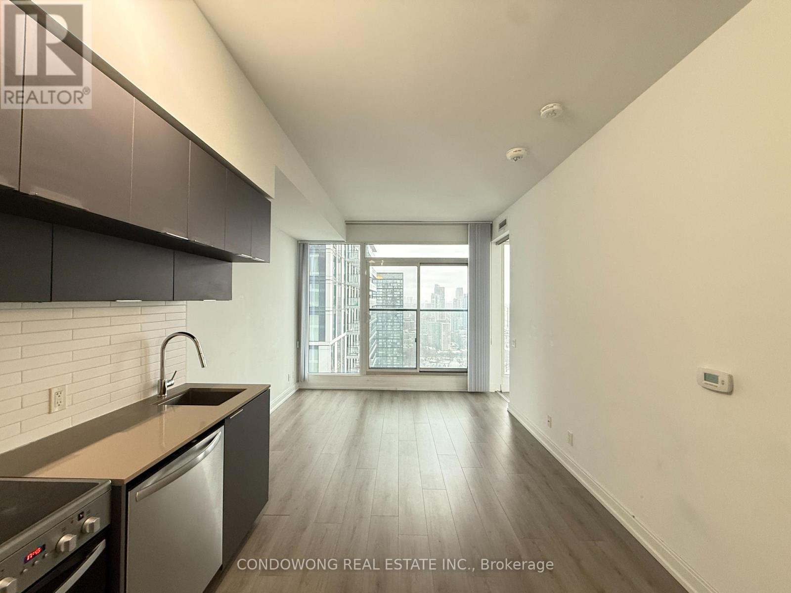 4703 - 181 Dundas Street E, Toronto, Ontario  M5A 0N5 - Photo 3 - C12637494