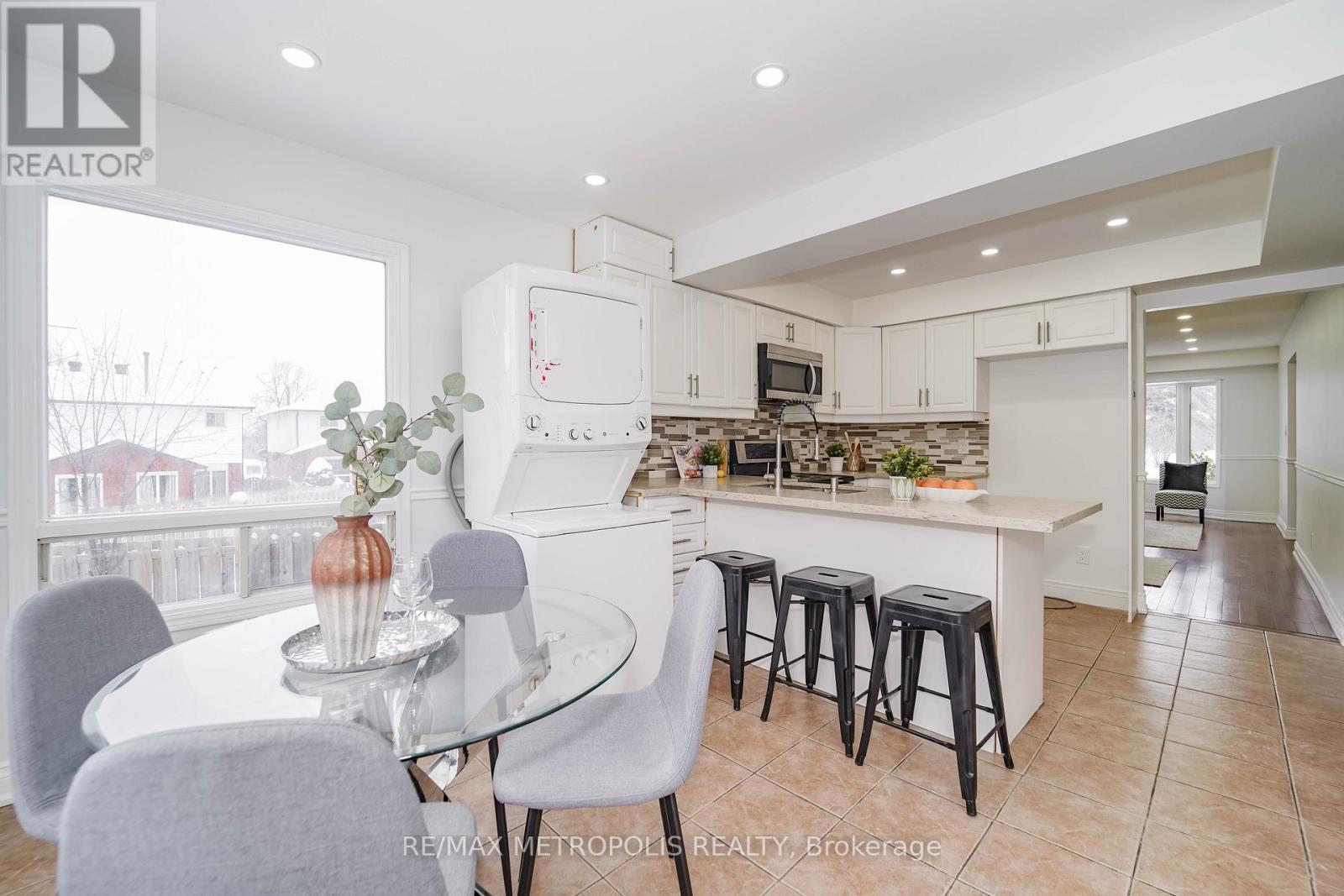 332 Nina Court, Oshawa, Ontario  L1K 1S7 - Photo 16 - E12637464