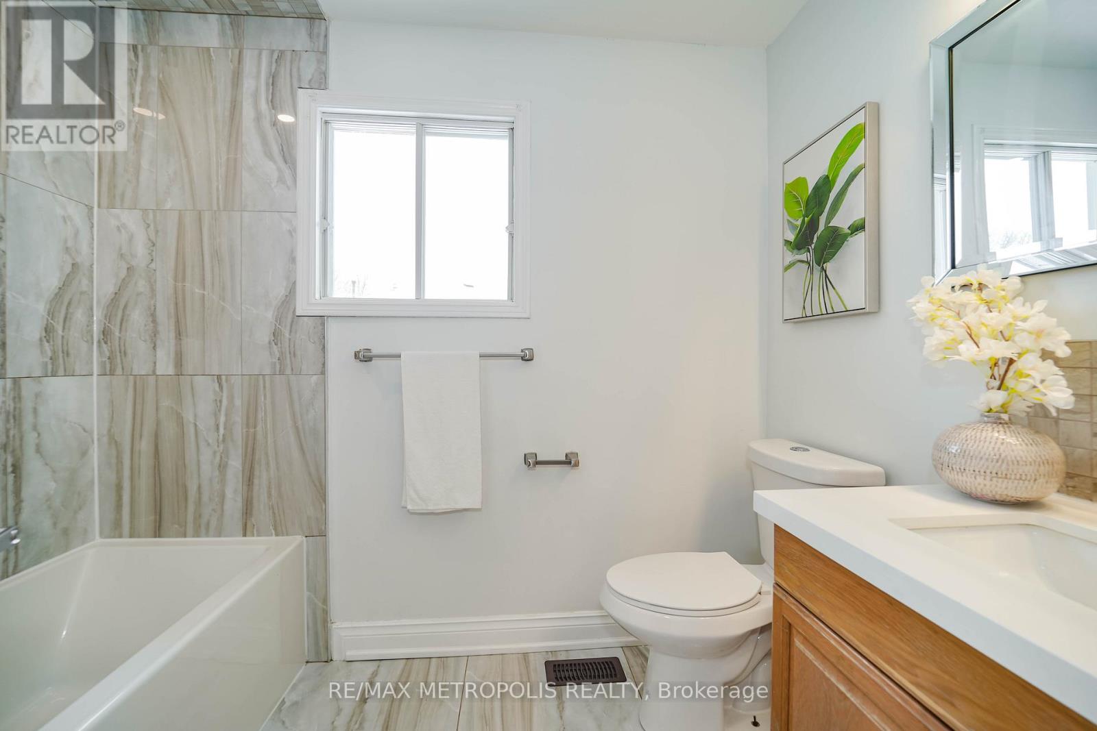 332 Nina Court, Oshawa, Ontario  L1K 1S7 - Photo 36 - E12637464